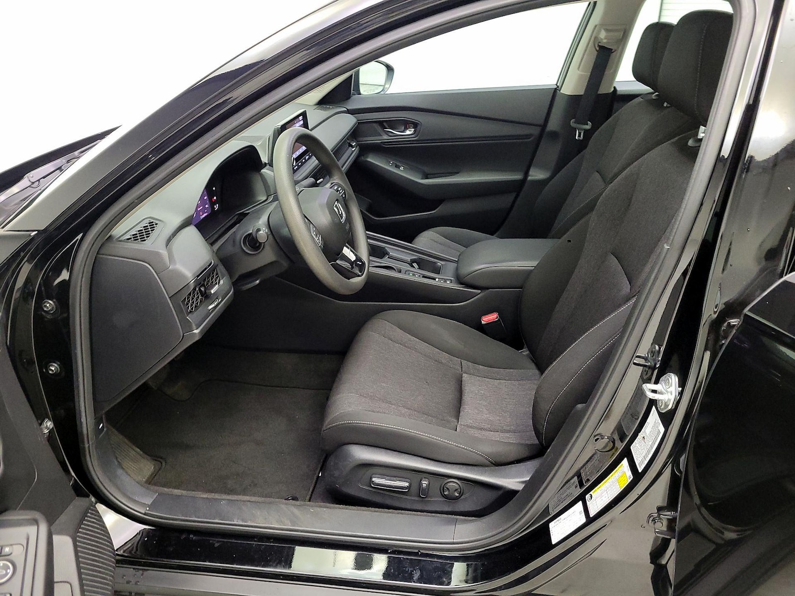2023 Honda Accord EX - Photo 12