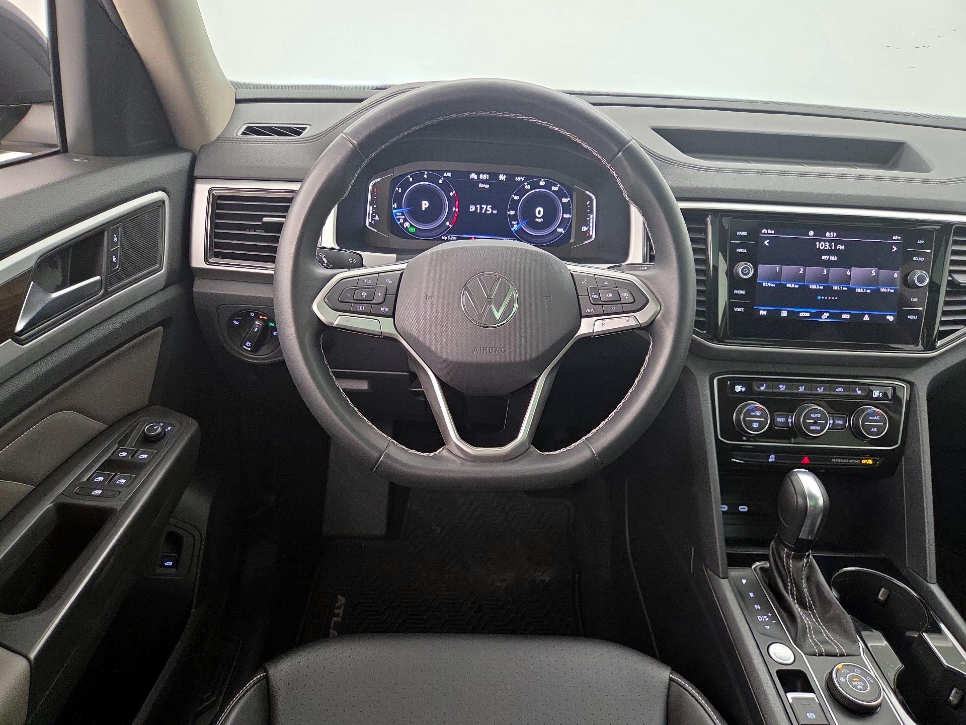 Thumbnail: 2022 Volkswagen Atlas - 10