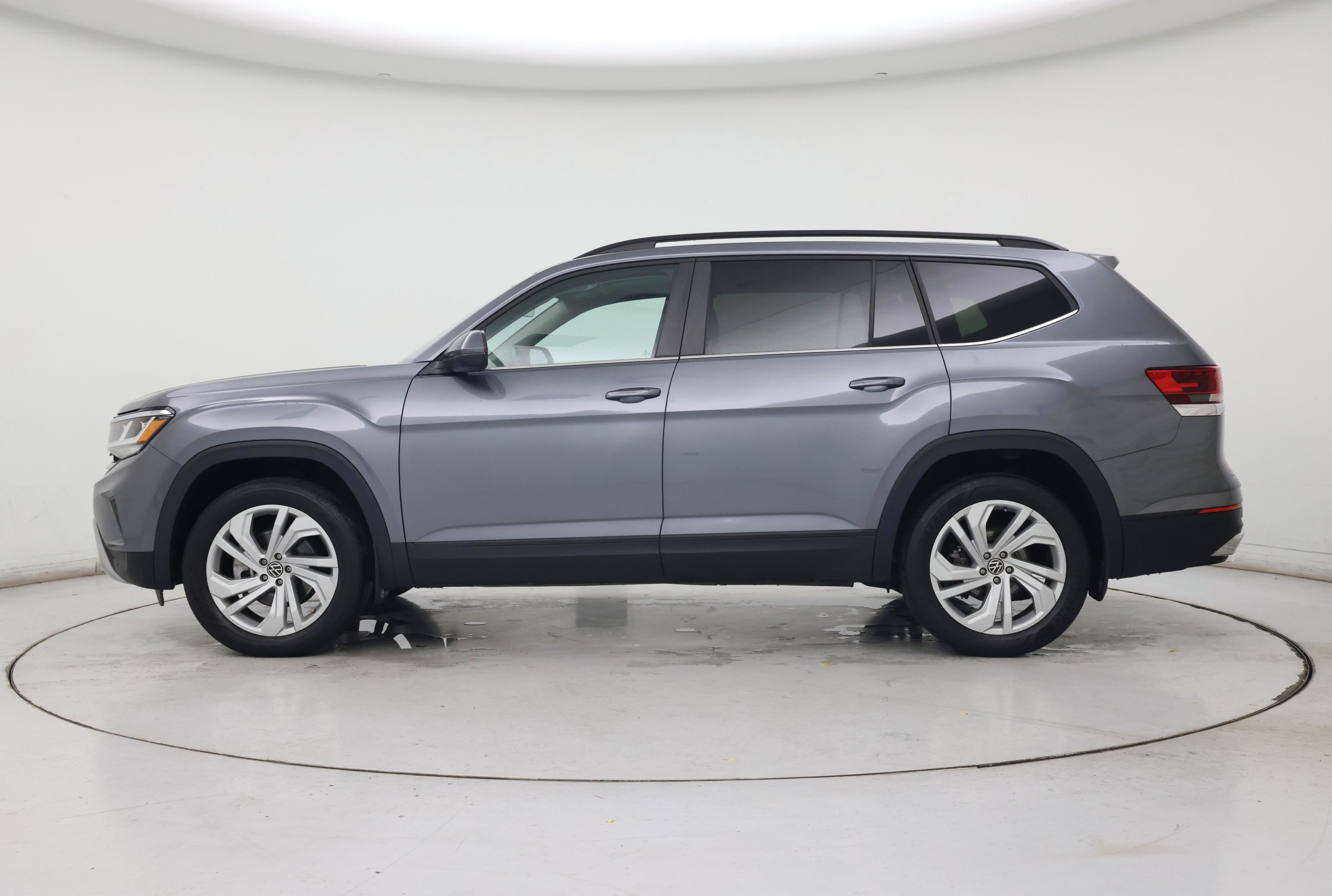Thumbnail: 2022 Volkswagen Atlas - 3