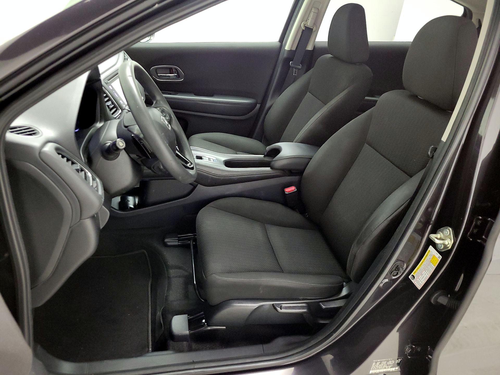 Thumbnail: 2017 Honda HR-V - 11