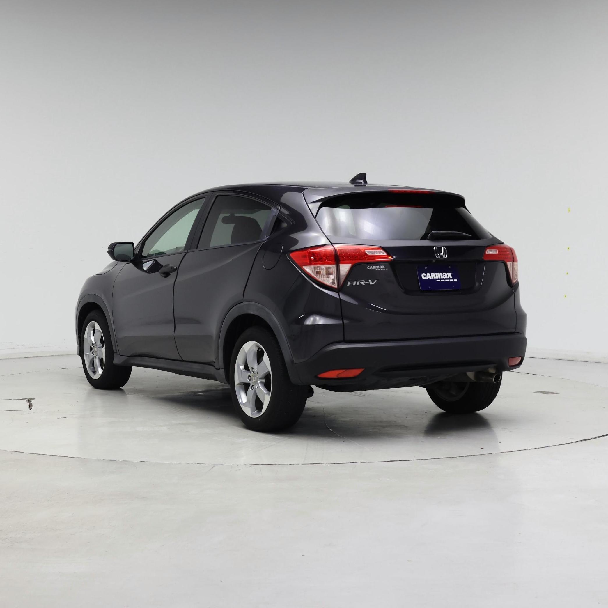 Thumbnail: 2017 Honda HR-V - 2
