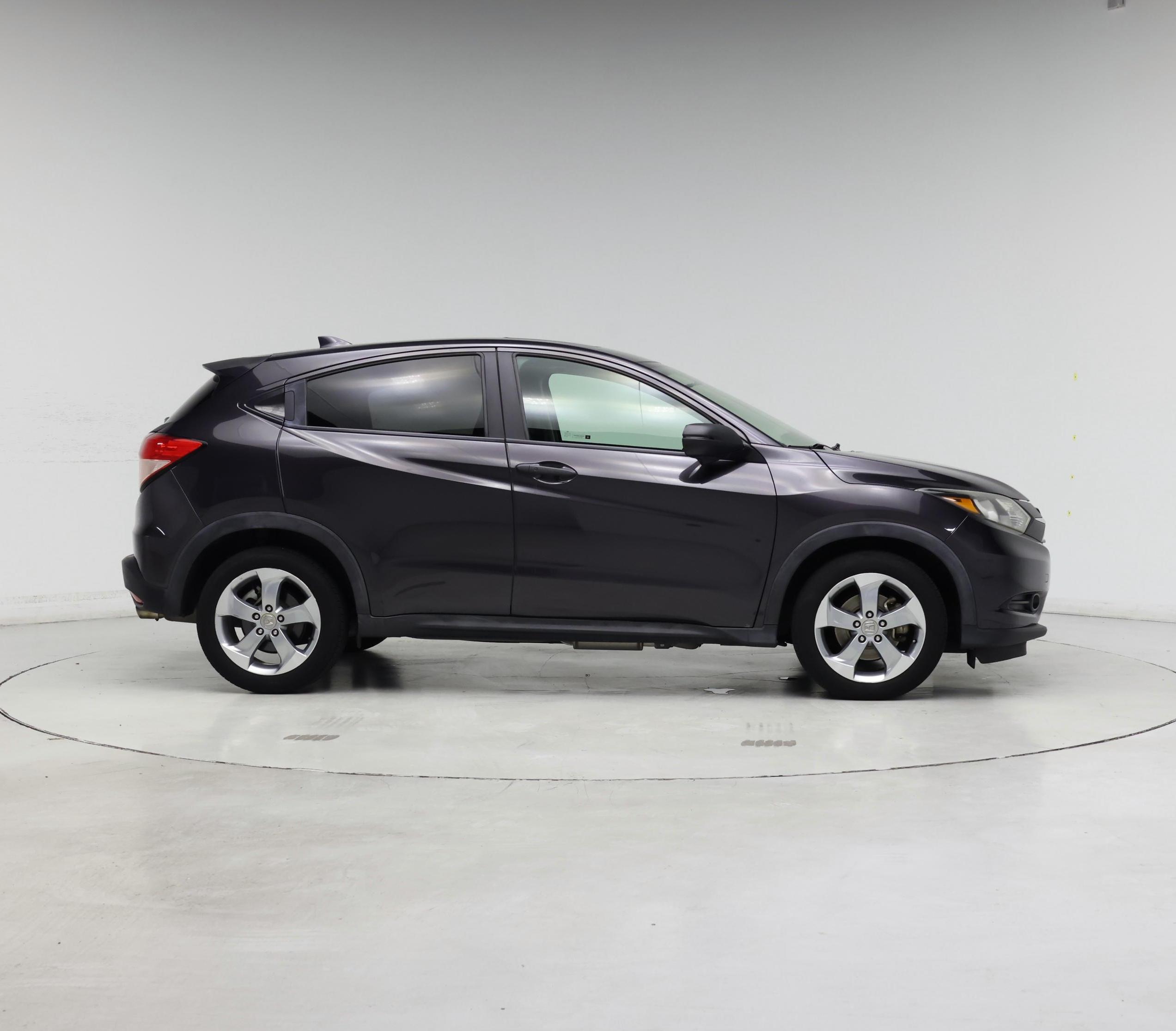 Thumbnail: 2017 Honda HR-V - 7