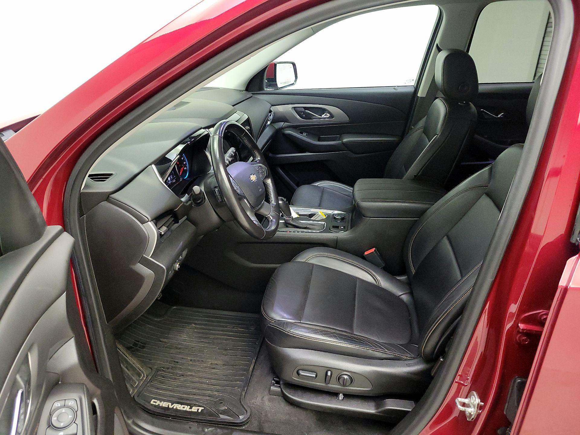 Thumbnail: 2018 Chevrolet Traverse - 11