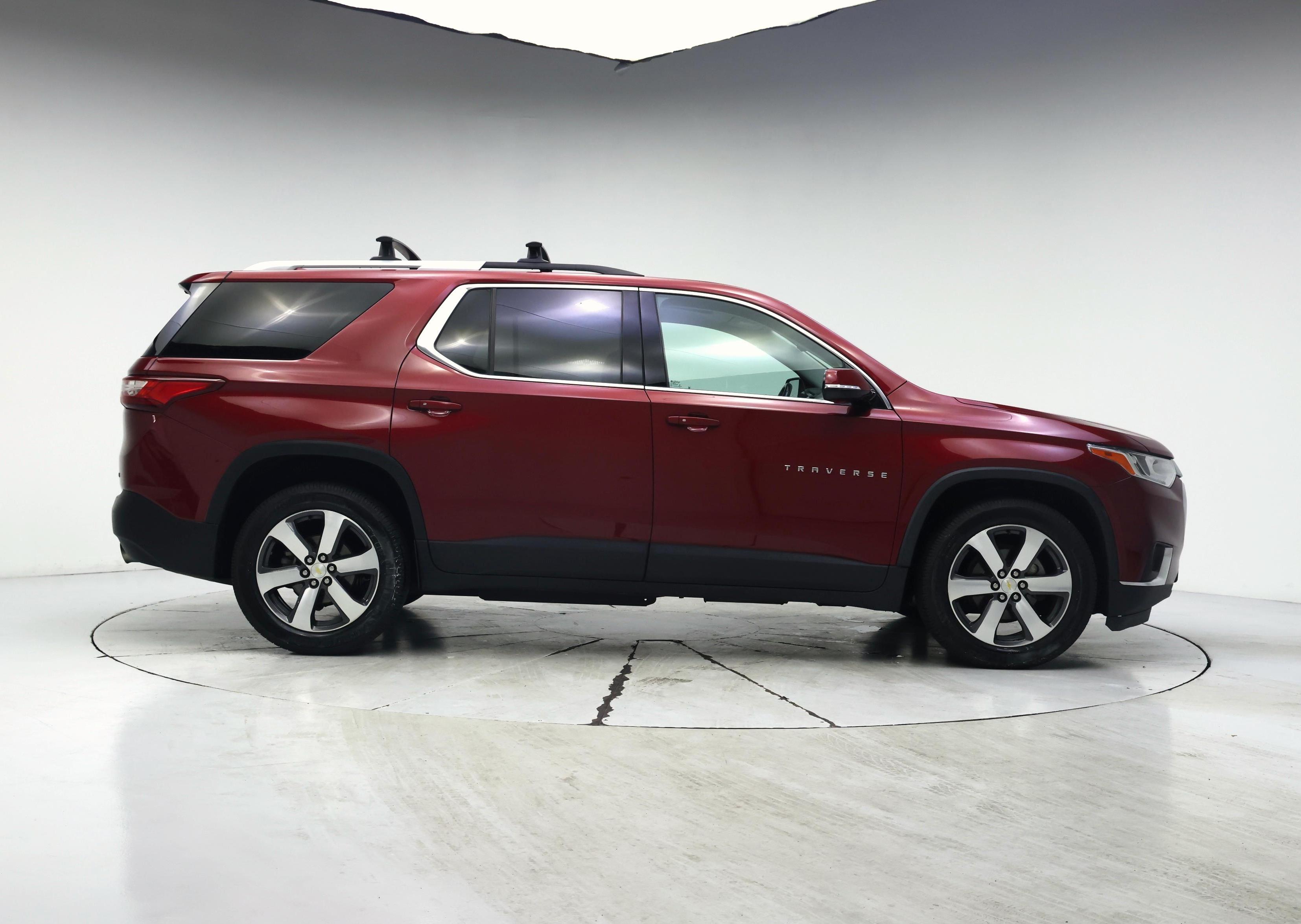 Thumbnail: 2018 Chevrolet Traverse - 7