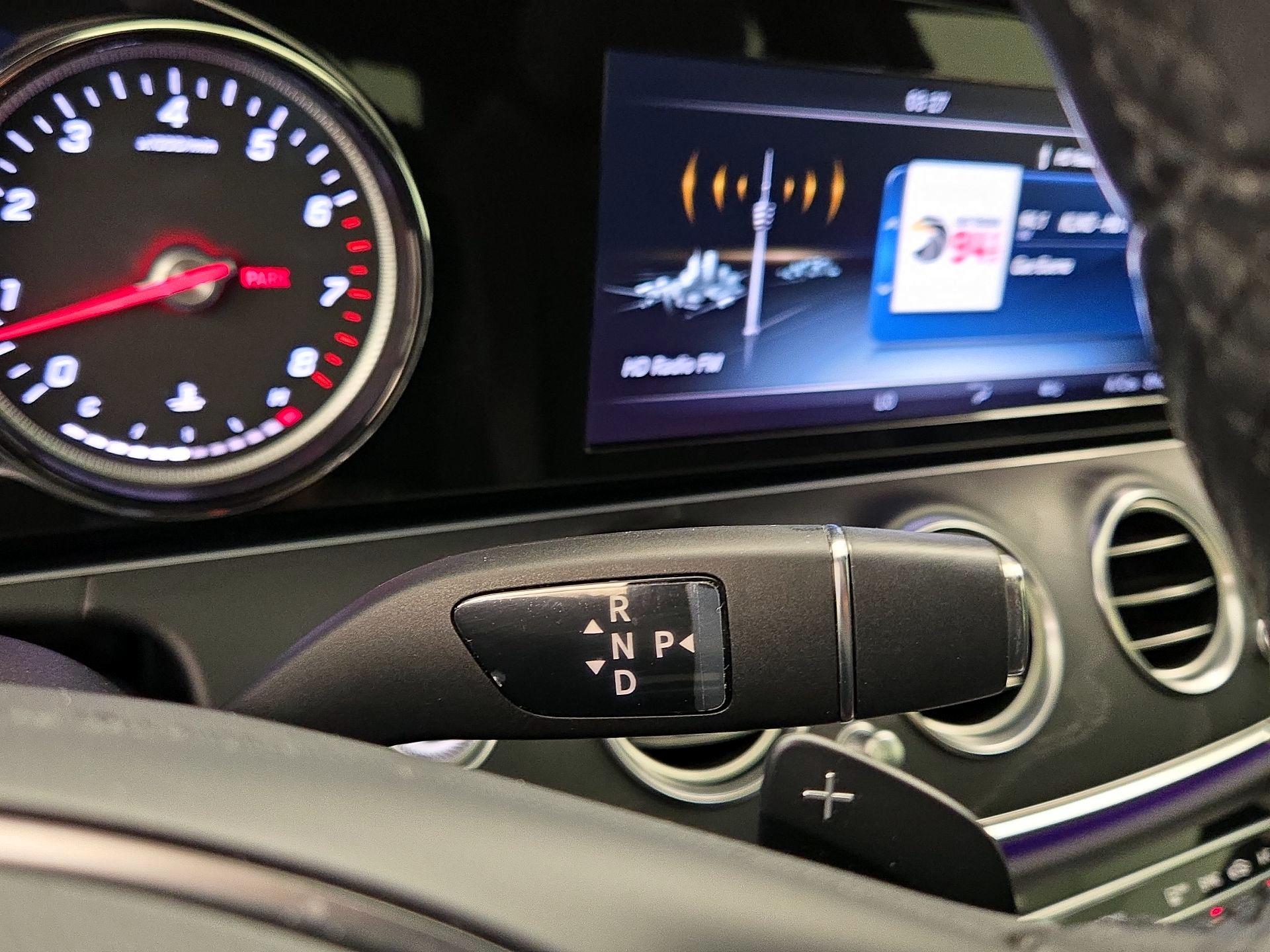 Thumbnail: 2017 Mercedes-Benz E-Class - 18
