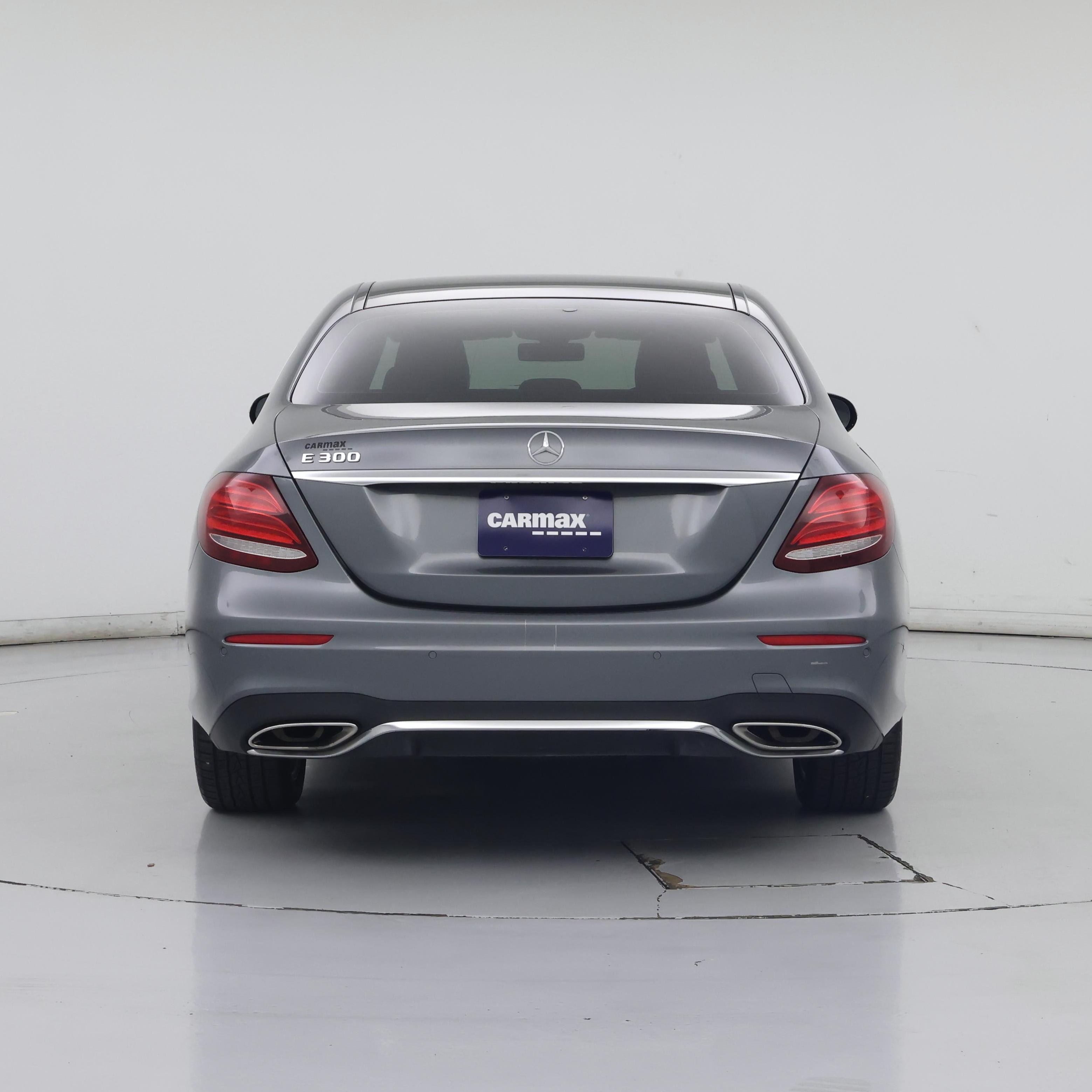 Thumbnail: 2017 Mercedes-Benz E-Class - 6