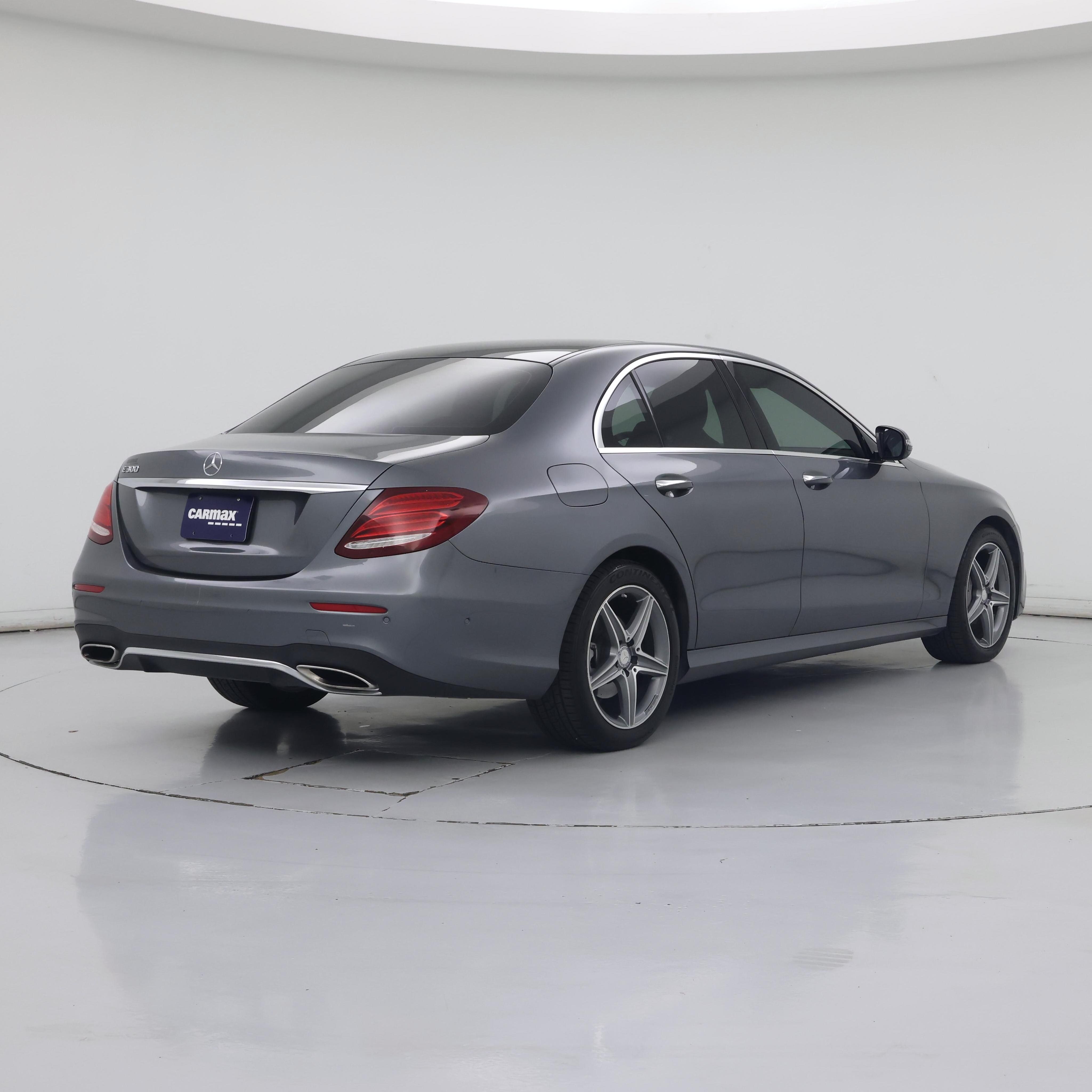 Thumbnail: 2017 Mercedes-Benz E-Class - 8