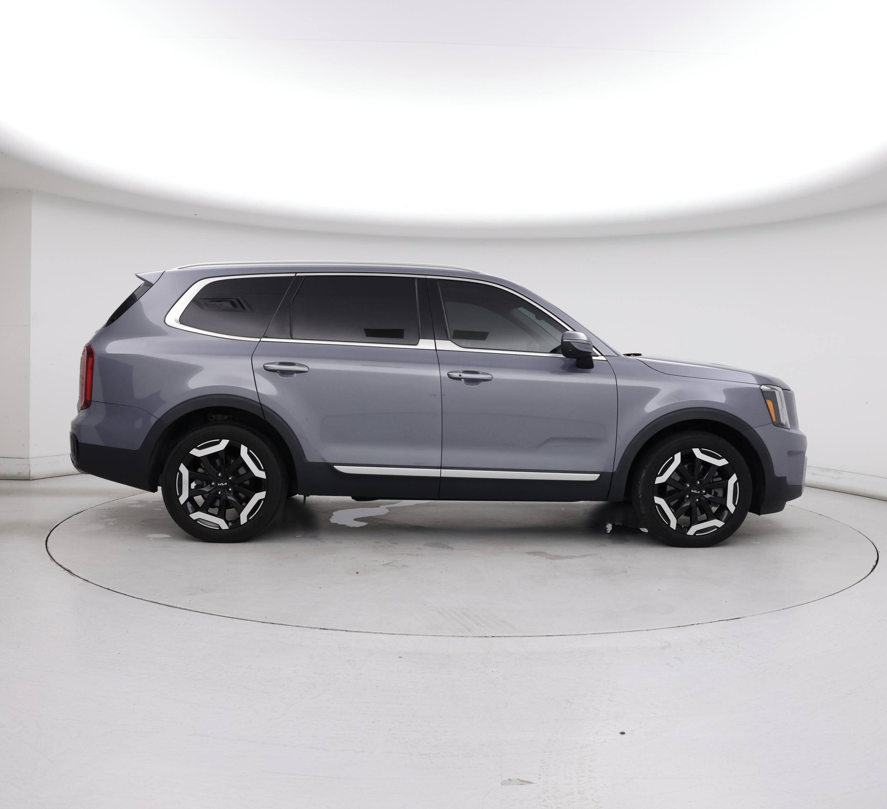 Thumbnail: 2023 Kia Telluride - 7