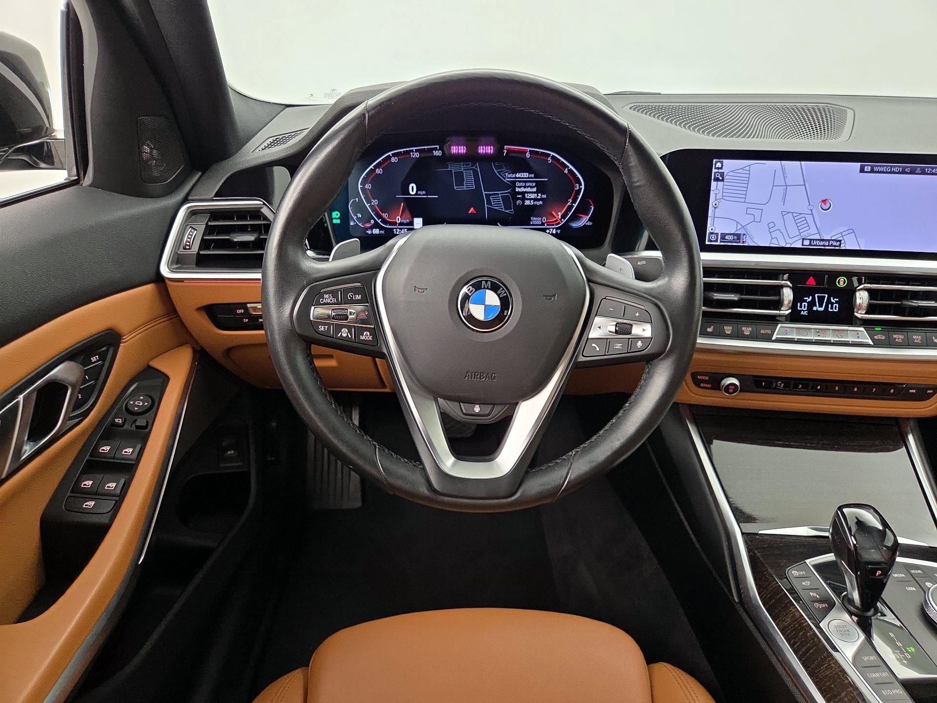 Thumbnail: 2021 BMW 3 Series - 10