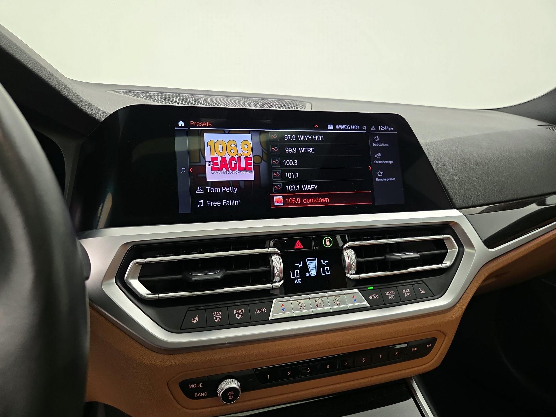 Thumbnail: 2021 BMW 3 Series - 16