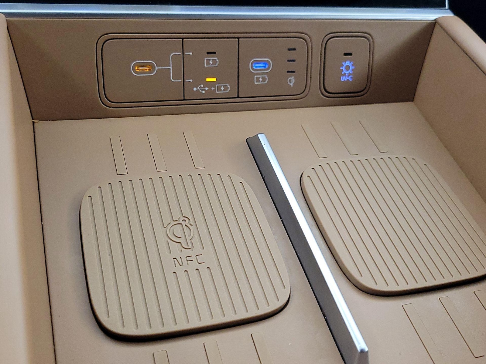 2024 Hyundai Santa Fe Limited - Photo 20