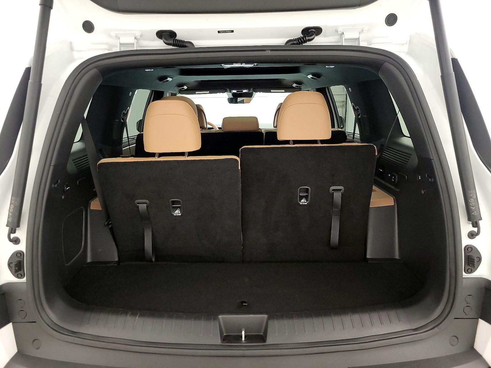 2024 Hyundai Santa Fe Limited - Photo 24