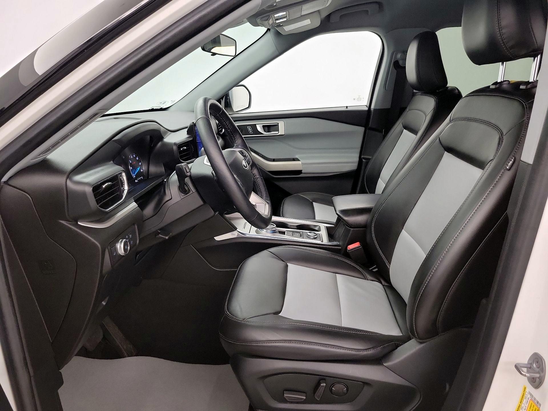 Thumbnail: 2022 Ford Explorer - 11
