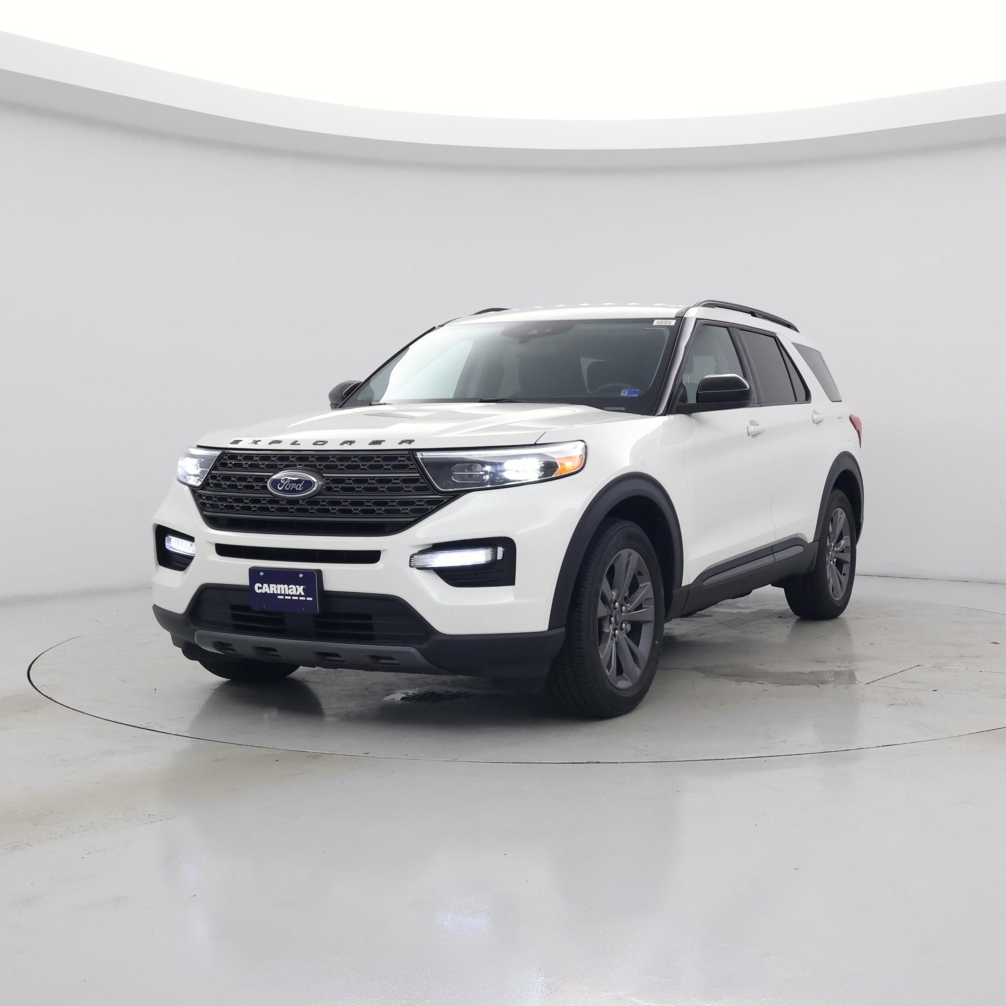 Thumbnail: 2022 Ford Explorer - 4