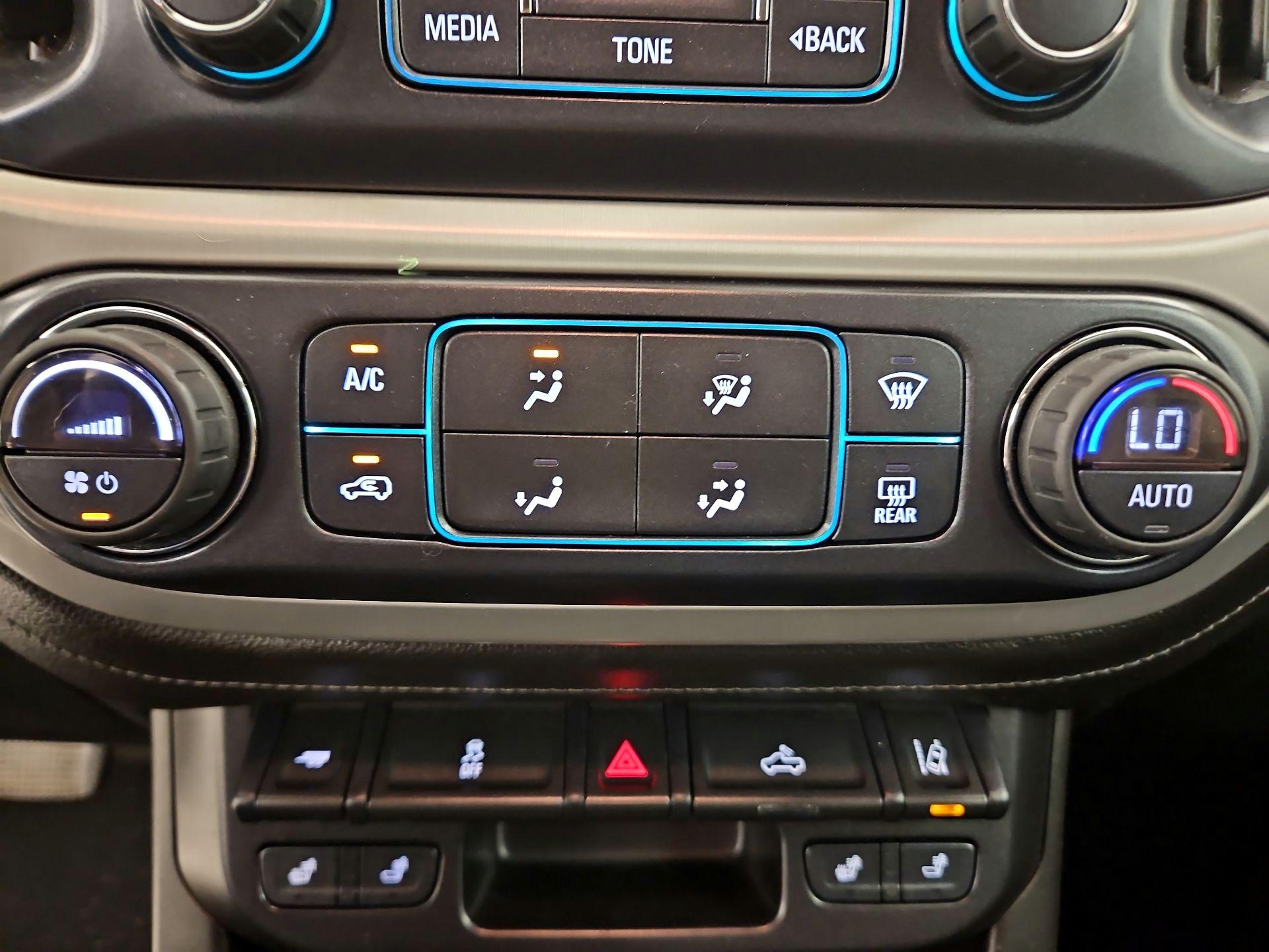 Thumbnail: 2018 GMC Canyon - 17