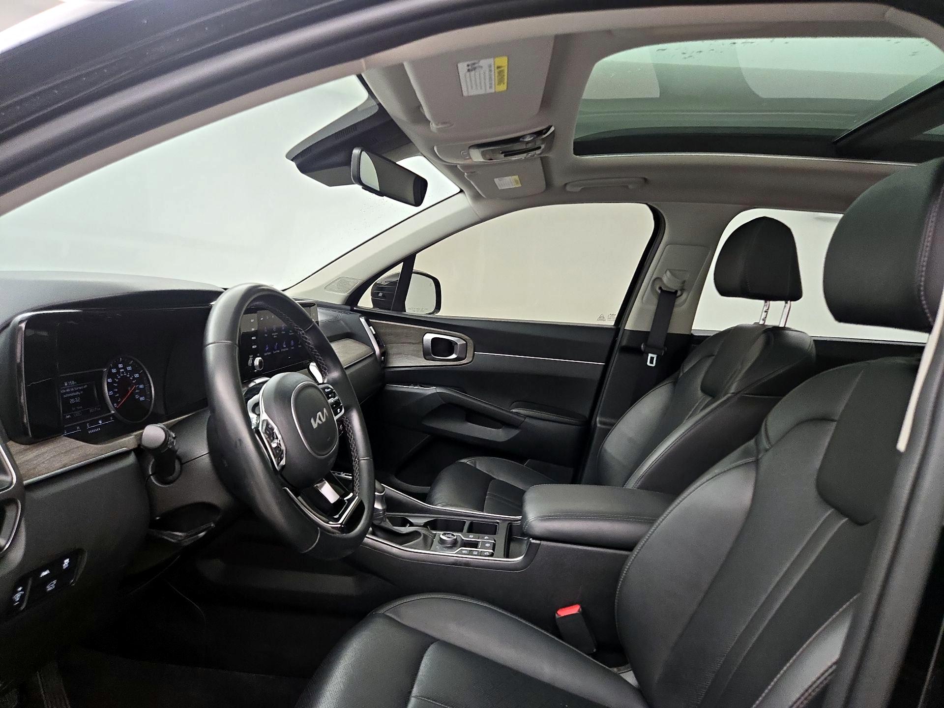 Thumbnail: 2023 Kia Sorento - 20