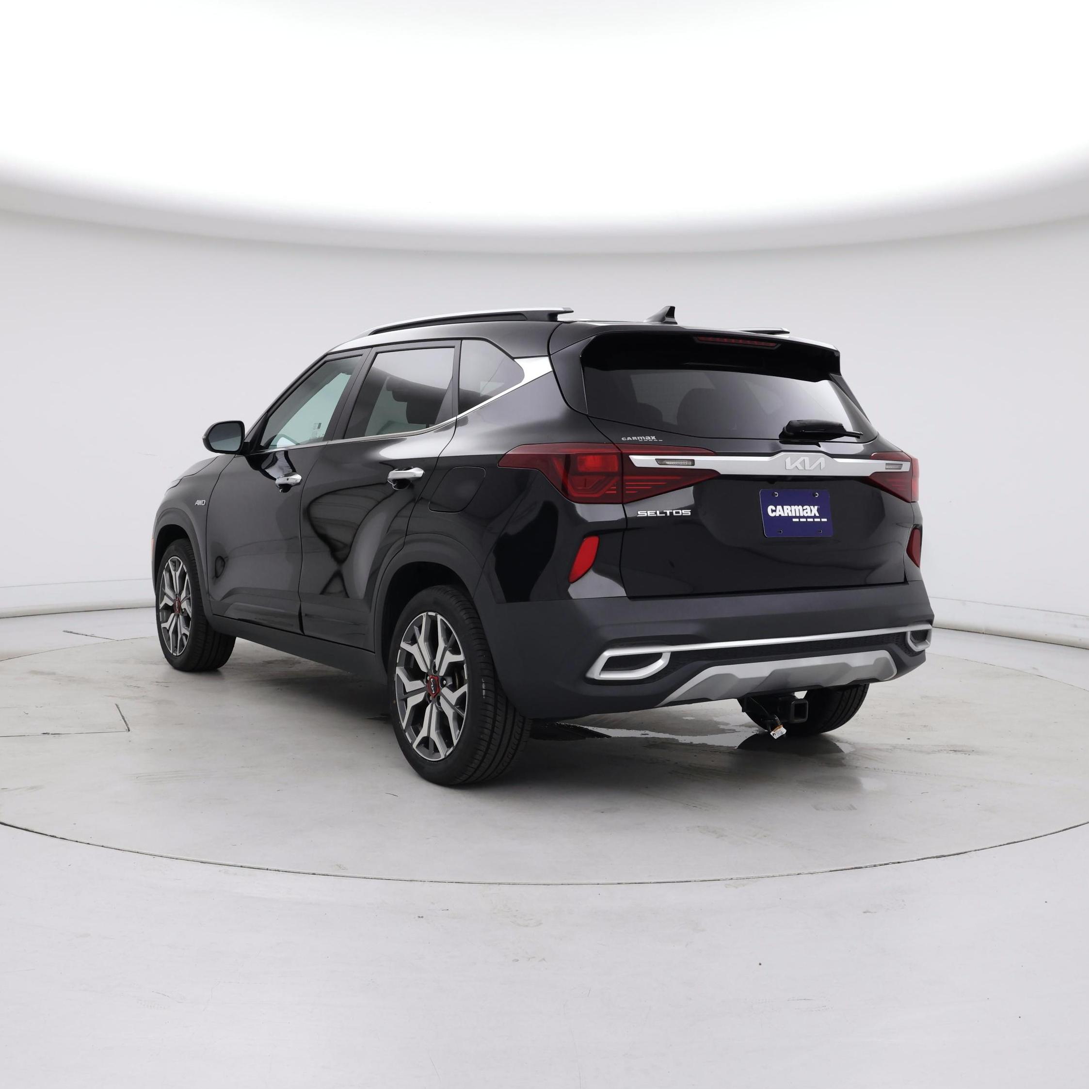 Thumbnail: 2023 Kia Seltos - 2