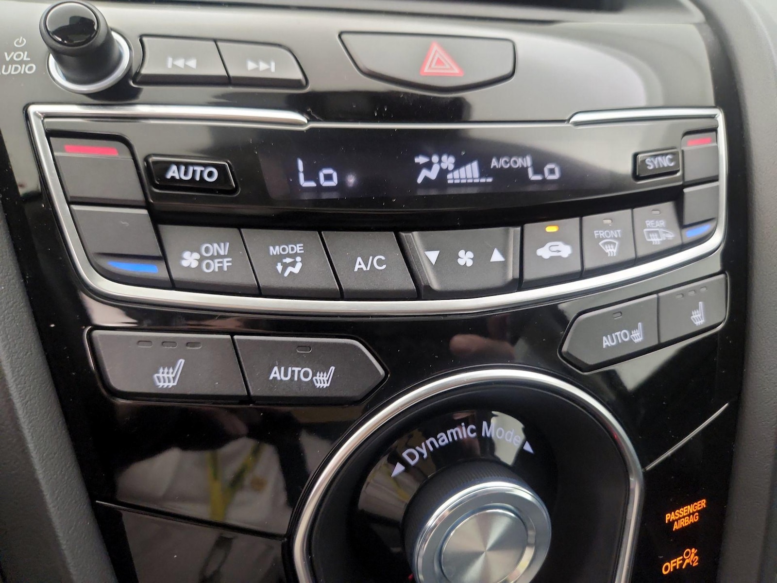 2023 Acura RDX Base - Photo 17