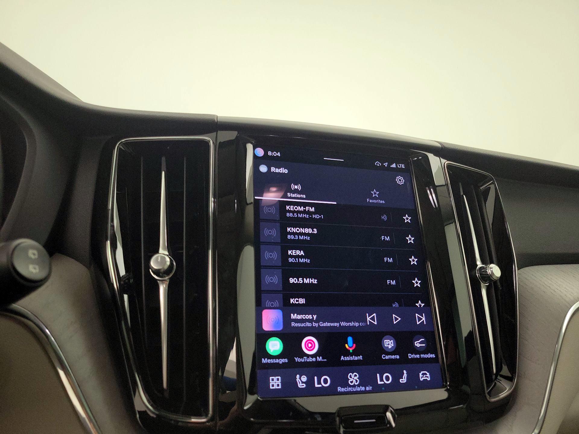 Thumbnail: 2025 Volvo XC60 - 16