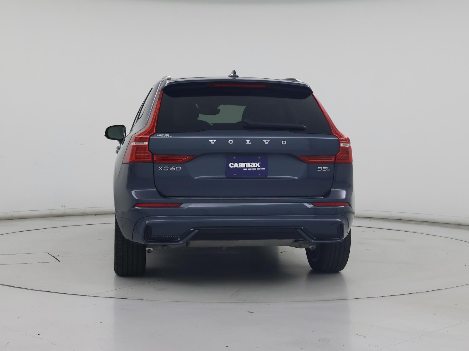 2025 Volvo XC60 Plus - Photo 7