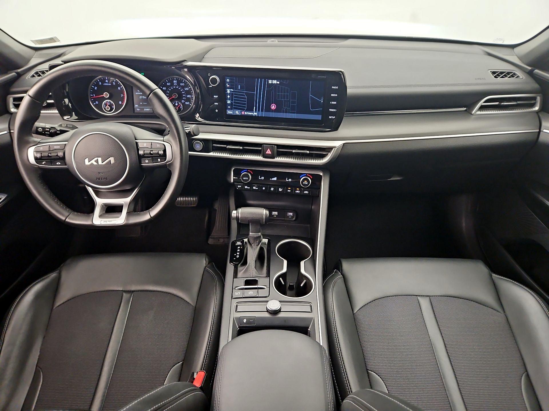 Thumbnail: 2023 Kia K5 - 9