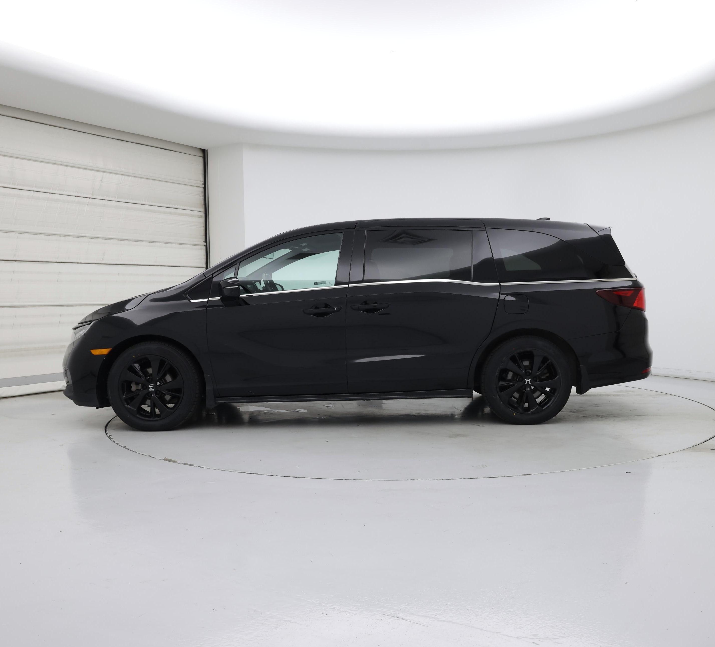 Thumbnail: 2023 Honda Odyssey - 3