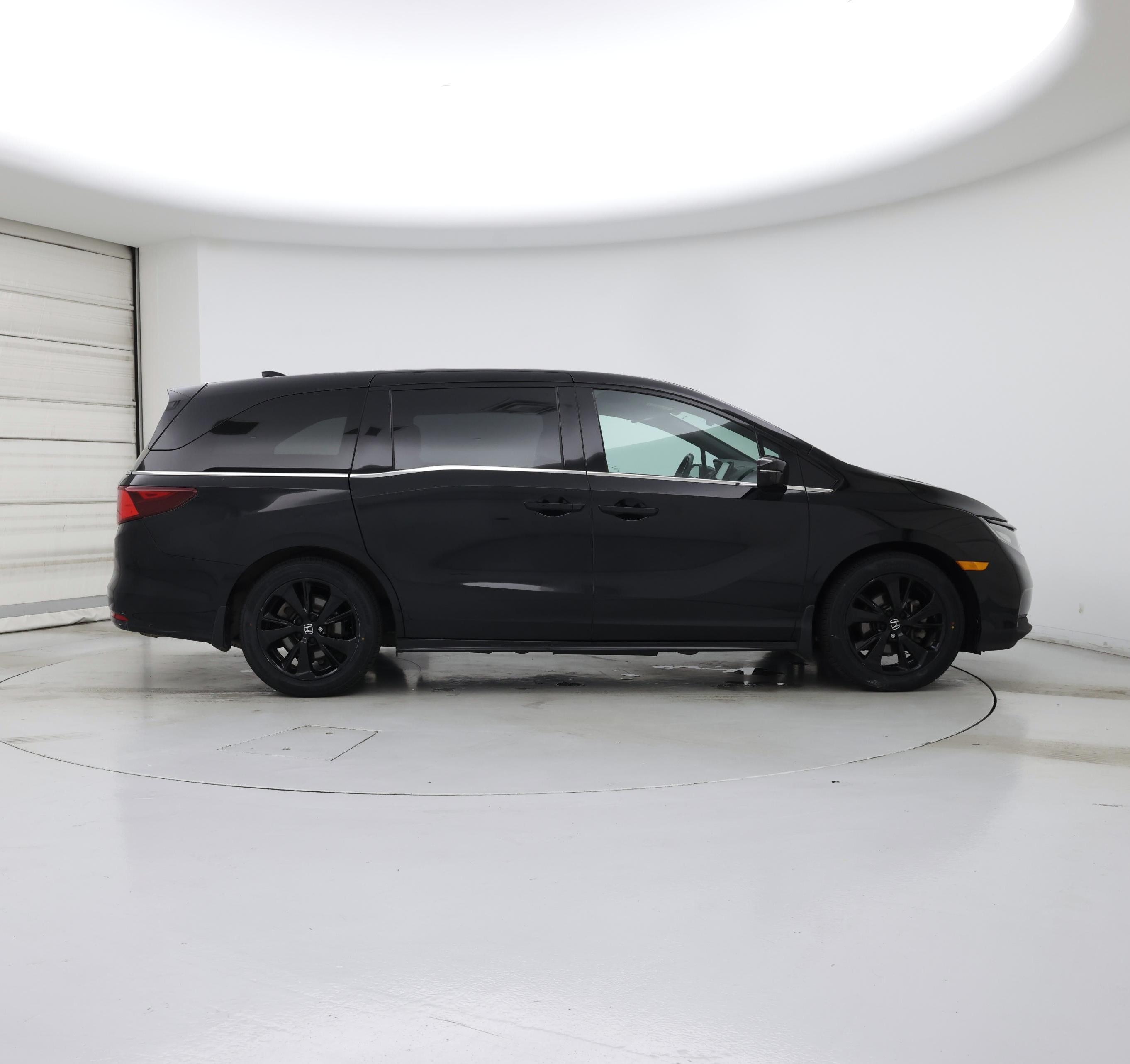 Thumbnail: 2023 Honda Odyssey - 7