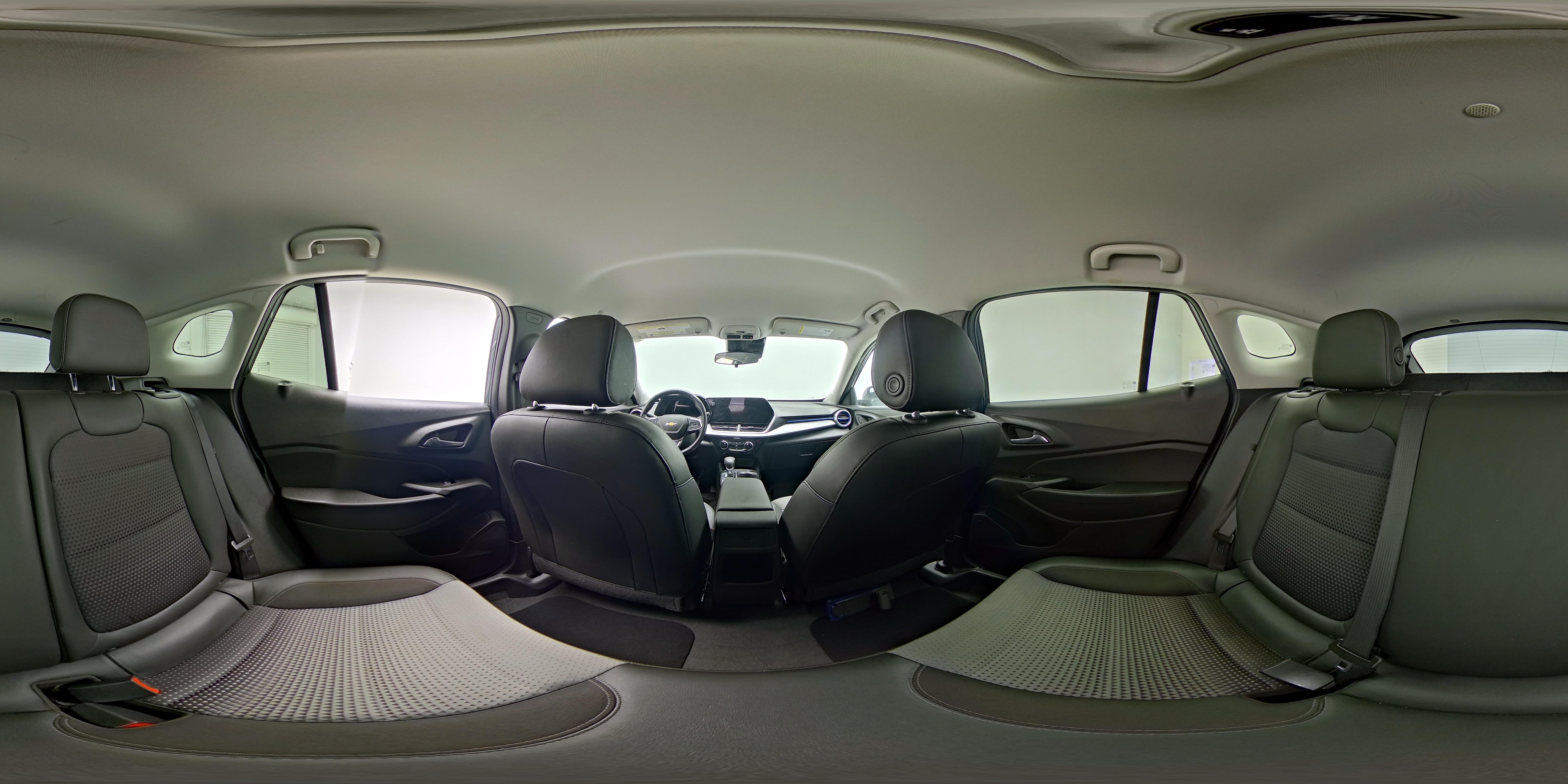 2025 Chevrolet Trax LT - Photo 23