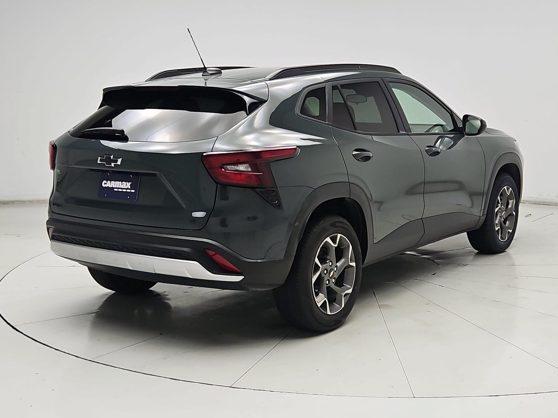 Thumbnail: 2025 Chevrolet Trax - 5