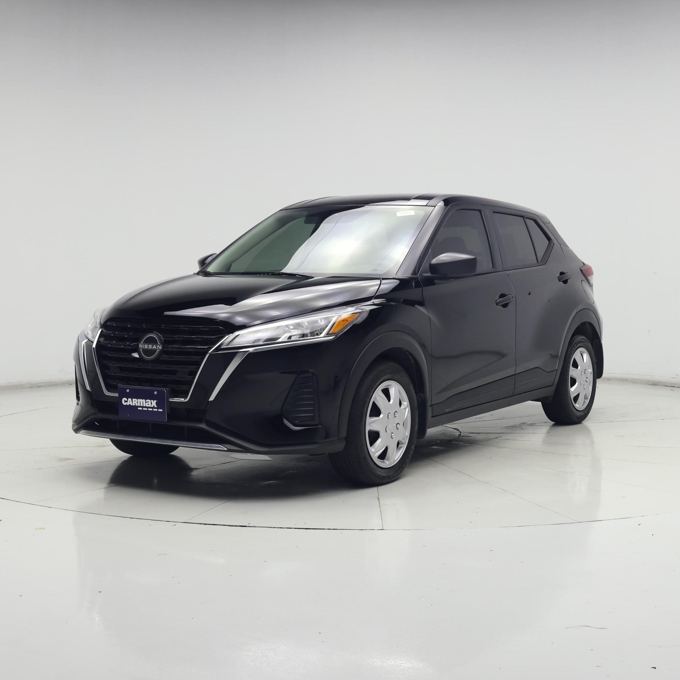 Thumbnail: 2024 Nissan Kicks - 4