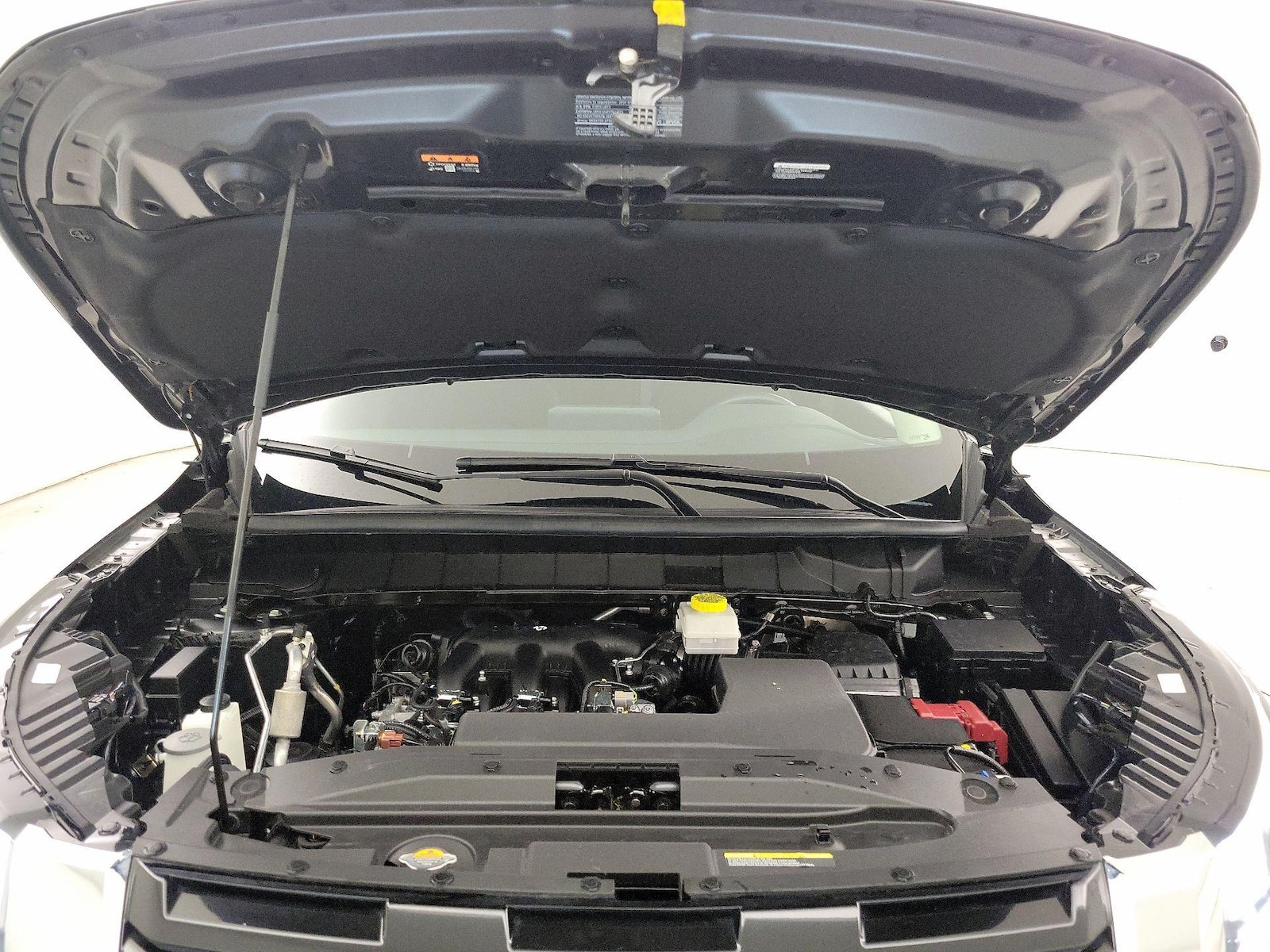 2024 Nissan Pathfinder SV - Photo 22