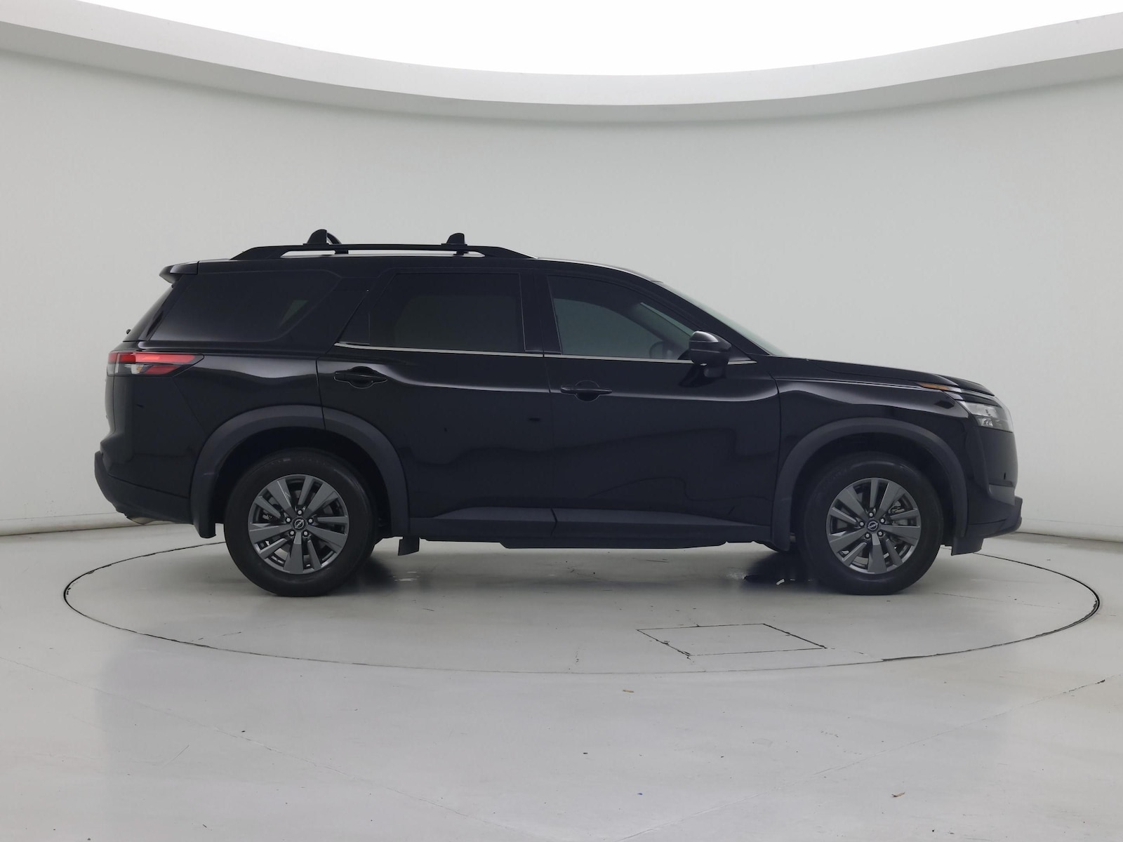 2024 Nissan Pathfinder SV - Photo 8