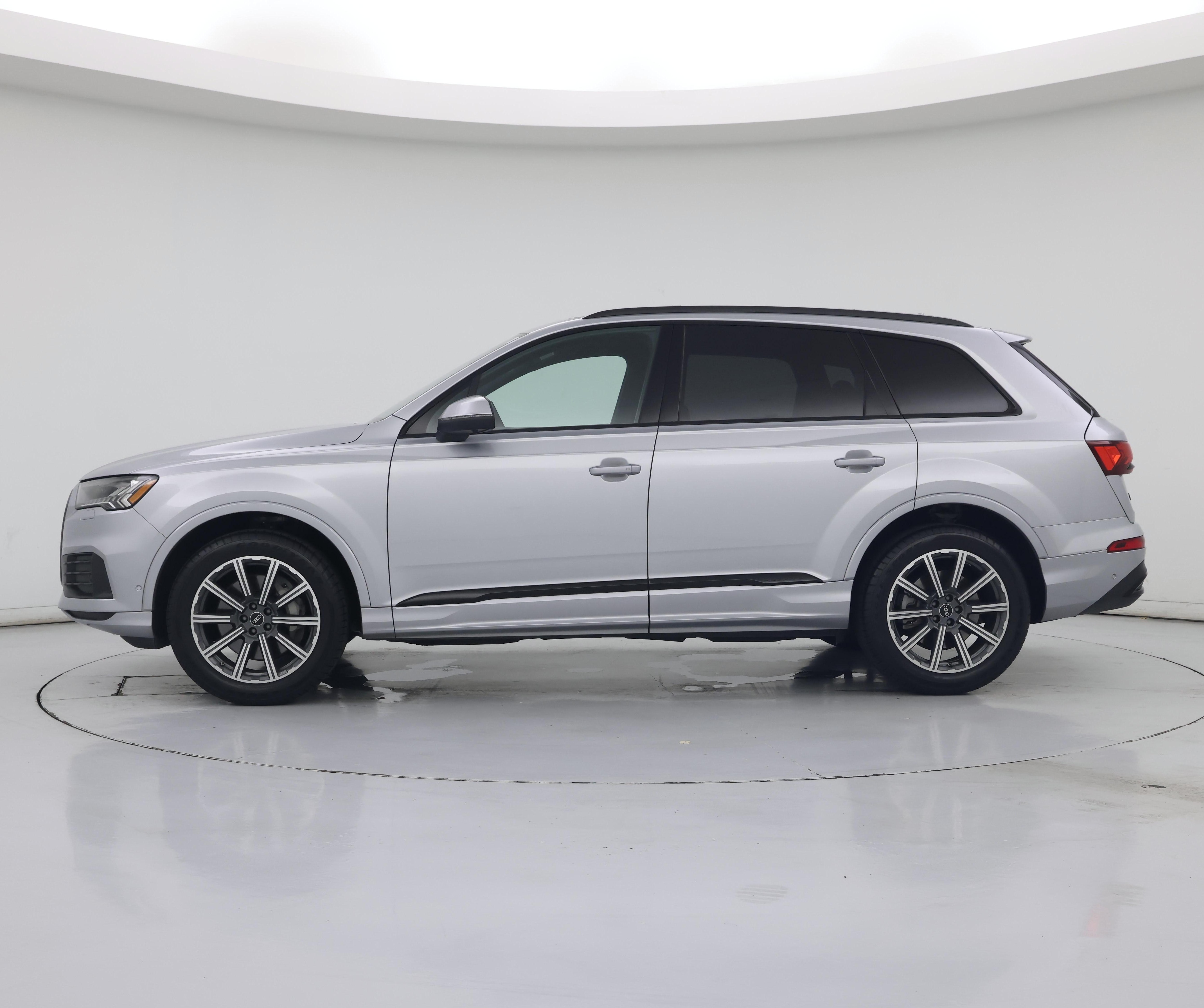 Thumbnail: 2022 Audi Q7 - 3