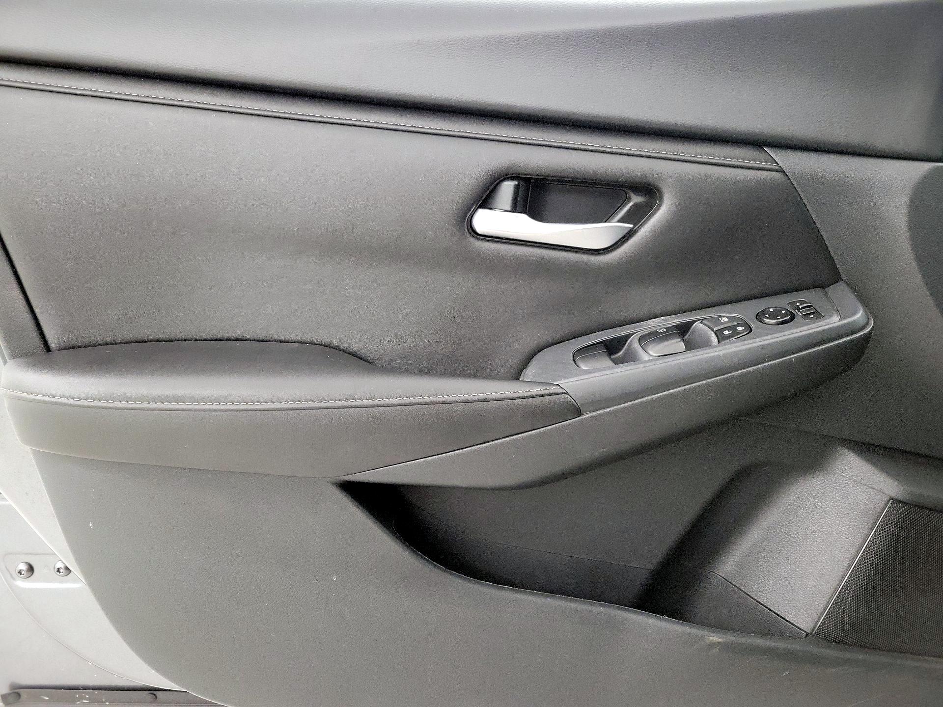 Thumbnail: 2025 Nissan Sentra - 12