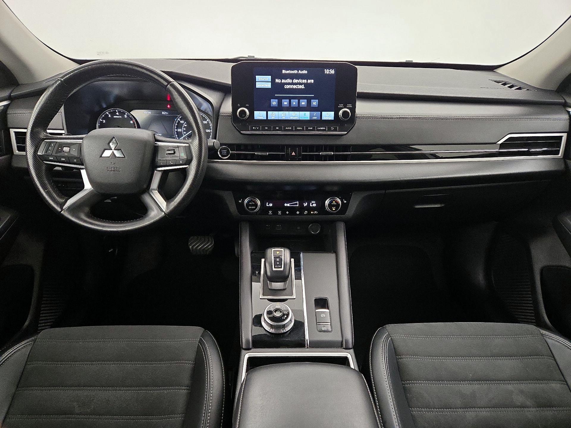 Thumbnail: 2024 Mitsubishi Outlander - 9