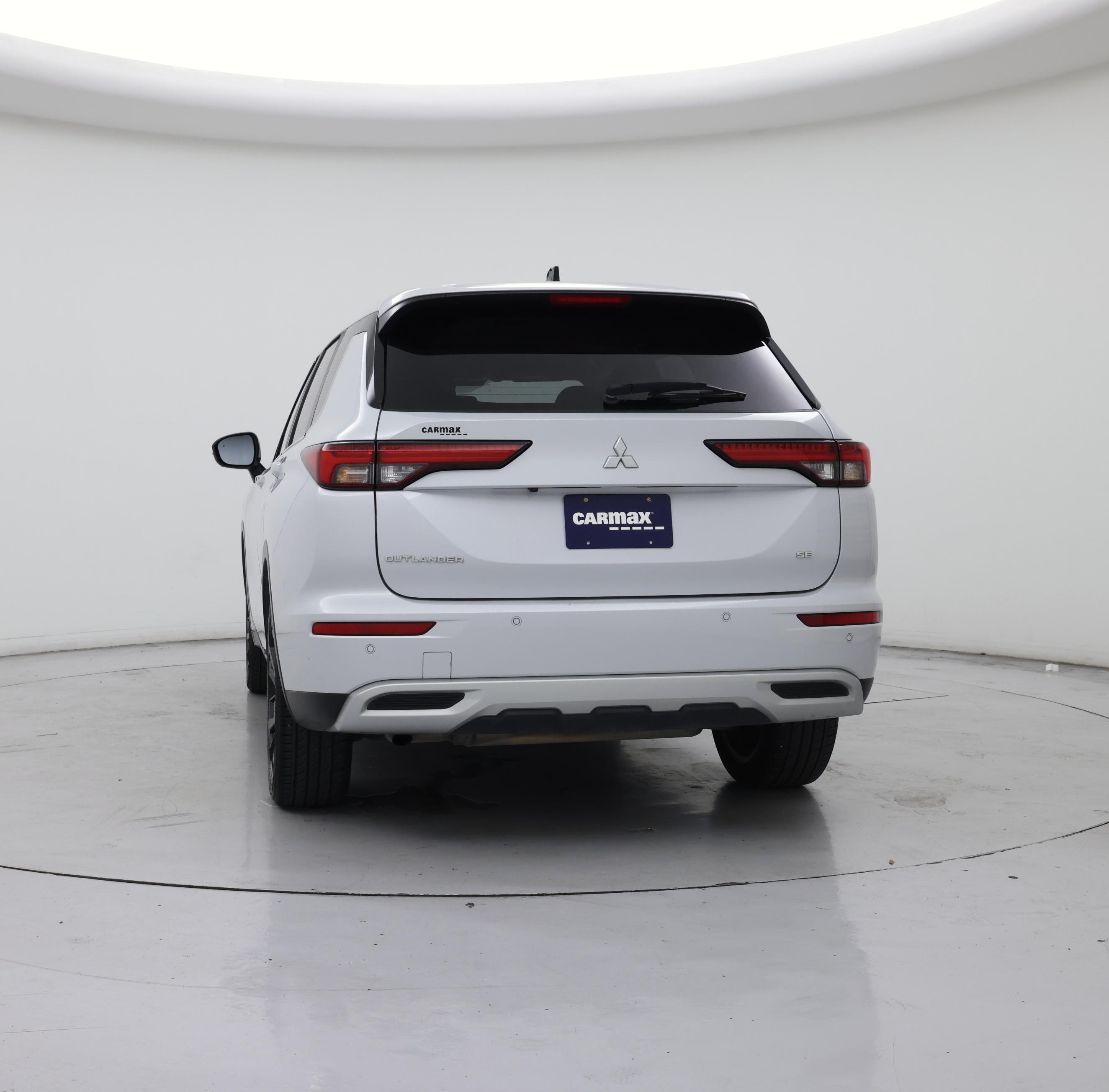 Thumbnail: 2024 Mitsubishi Outlander - 6