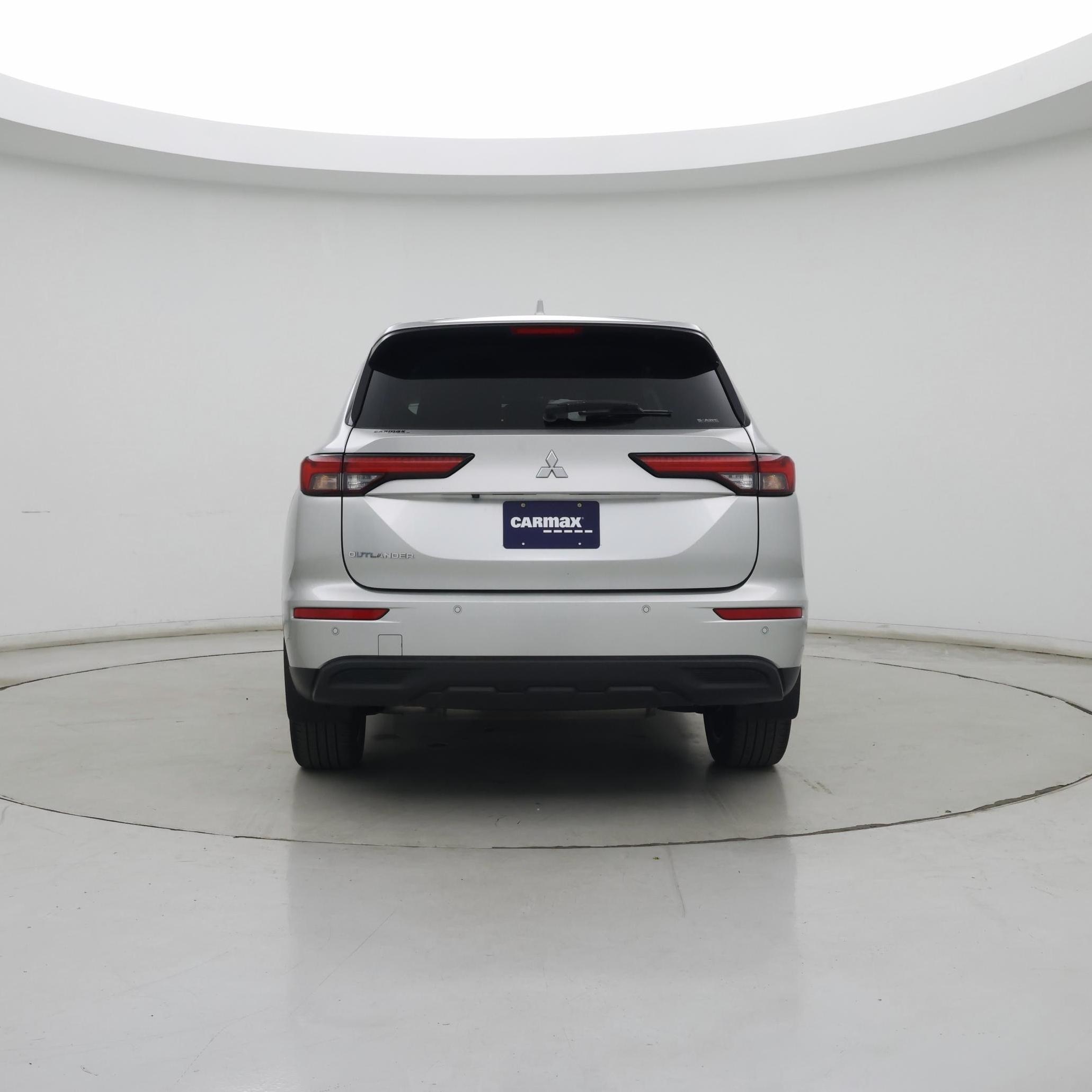 Thumbnail: 2022 Mitsubishi Outlander - 6