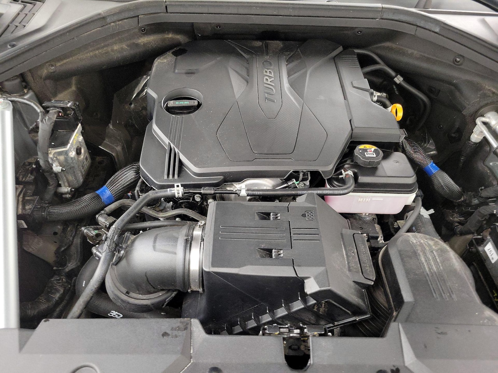 2025 GENESIS GV70 Standard - Photo 23