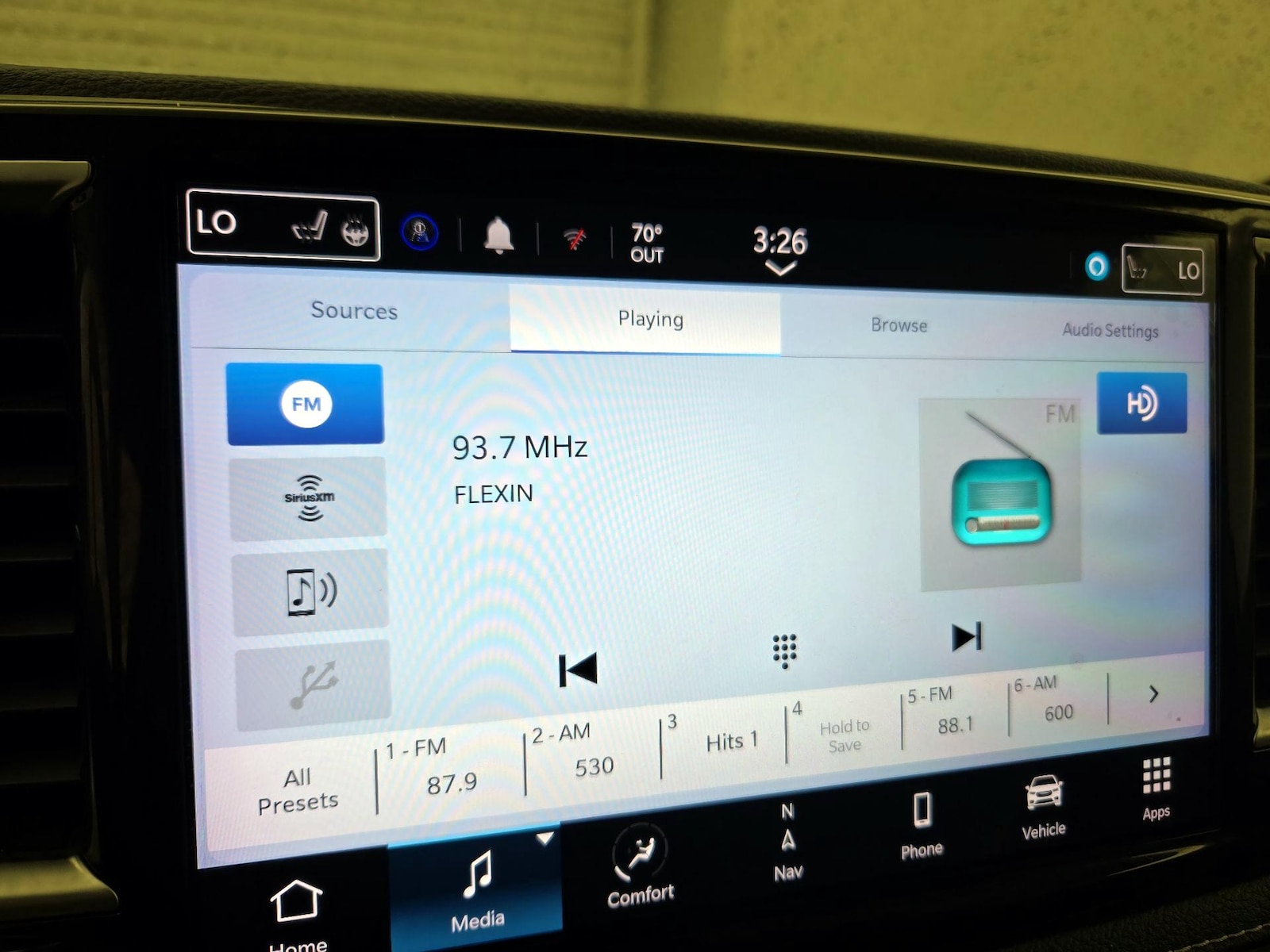 2023 Chrysler Pacifica Hybrid Limited - Photo 15