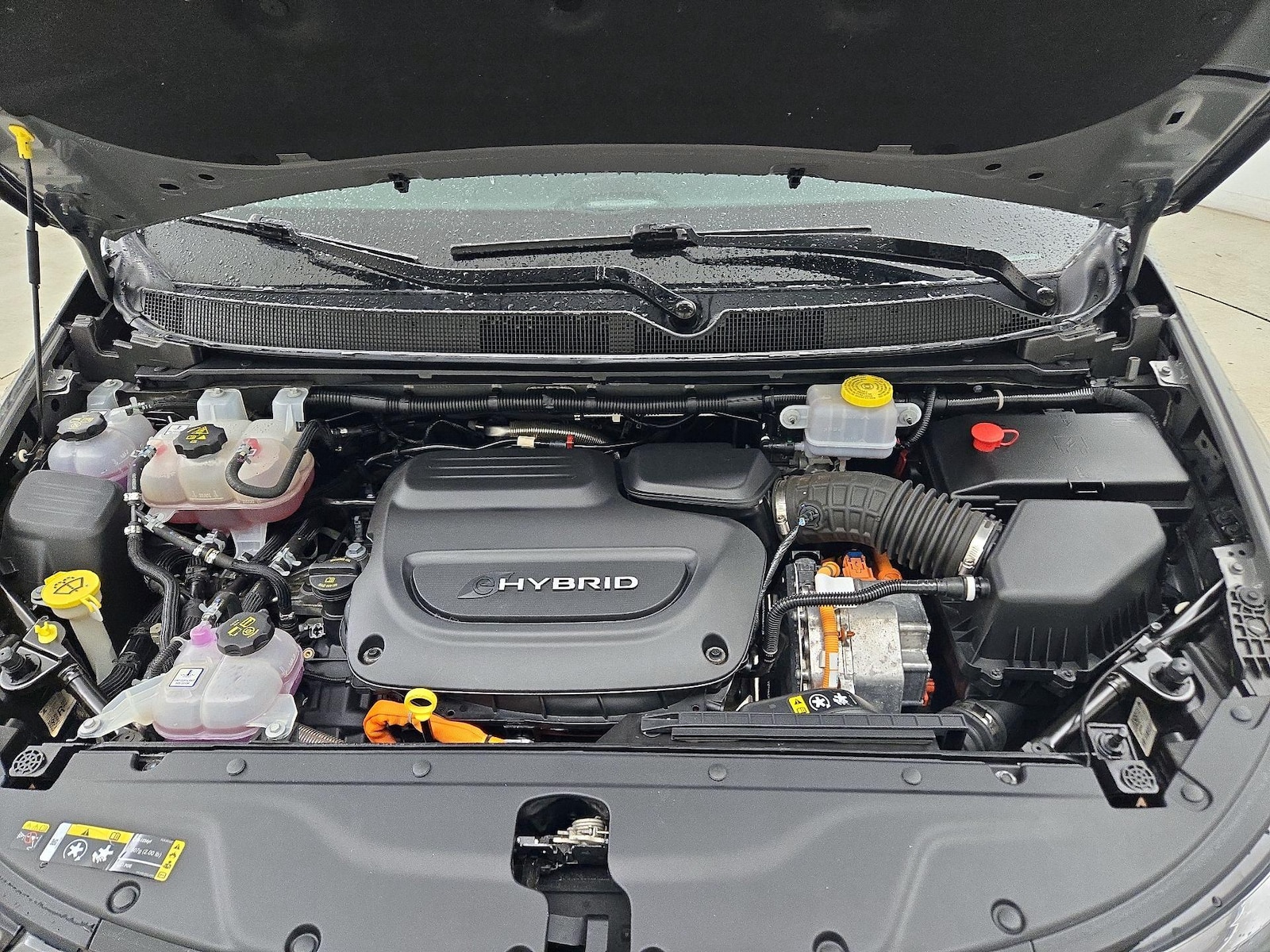 2023 Chrysler Pacifica Hybrid Limited - Photo 19