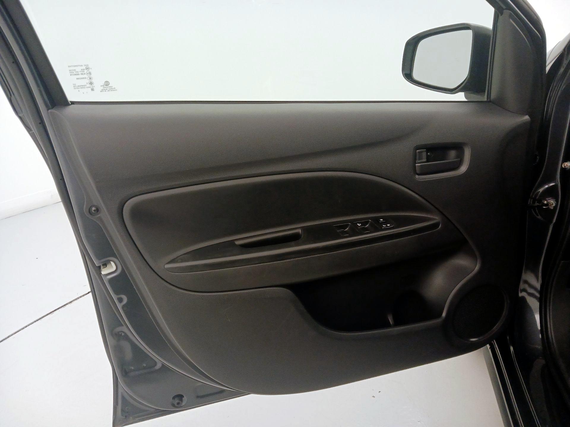 Thumbnail: 2024 Mitsubishi Mirage - 12