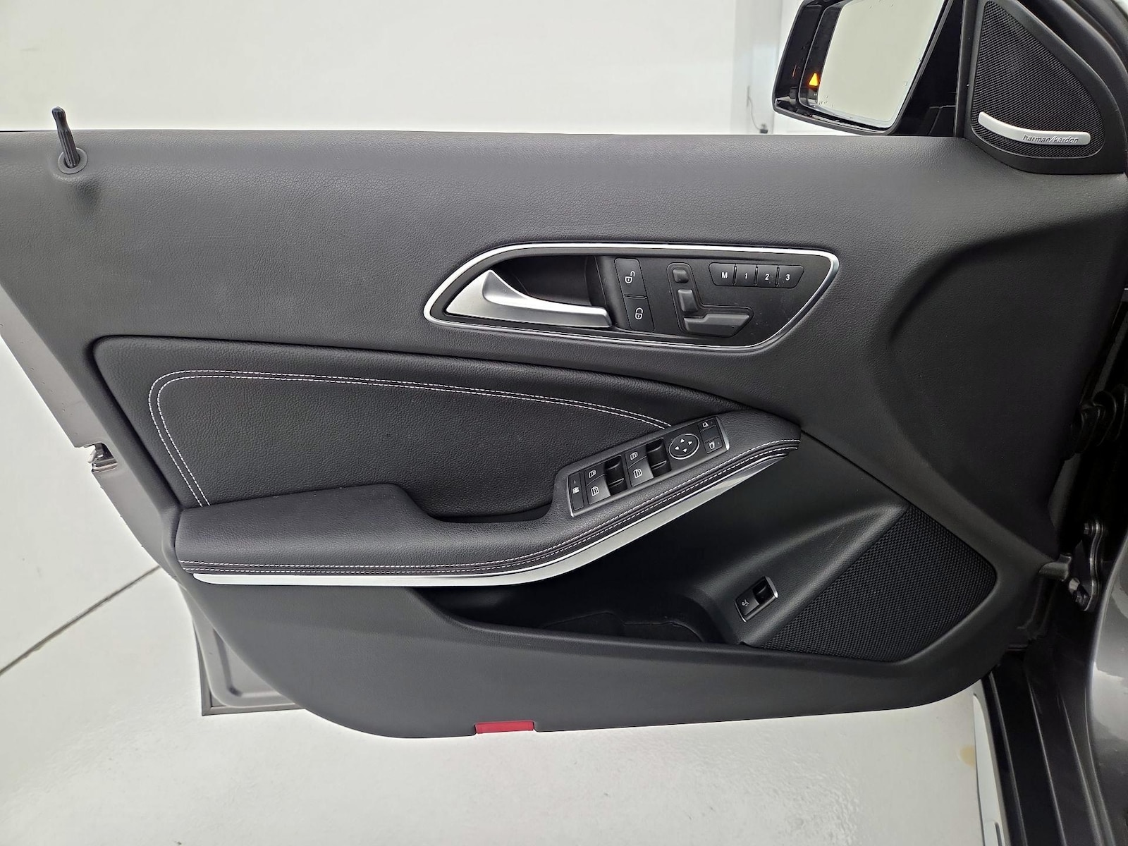 2017 Mercedes-Benz GLA-Class GLA250 - Photo 13