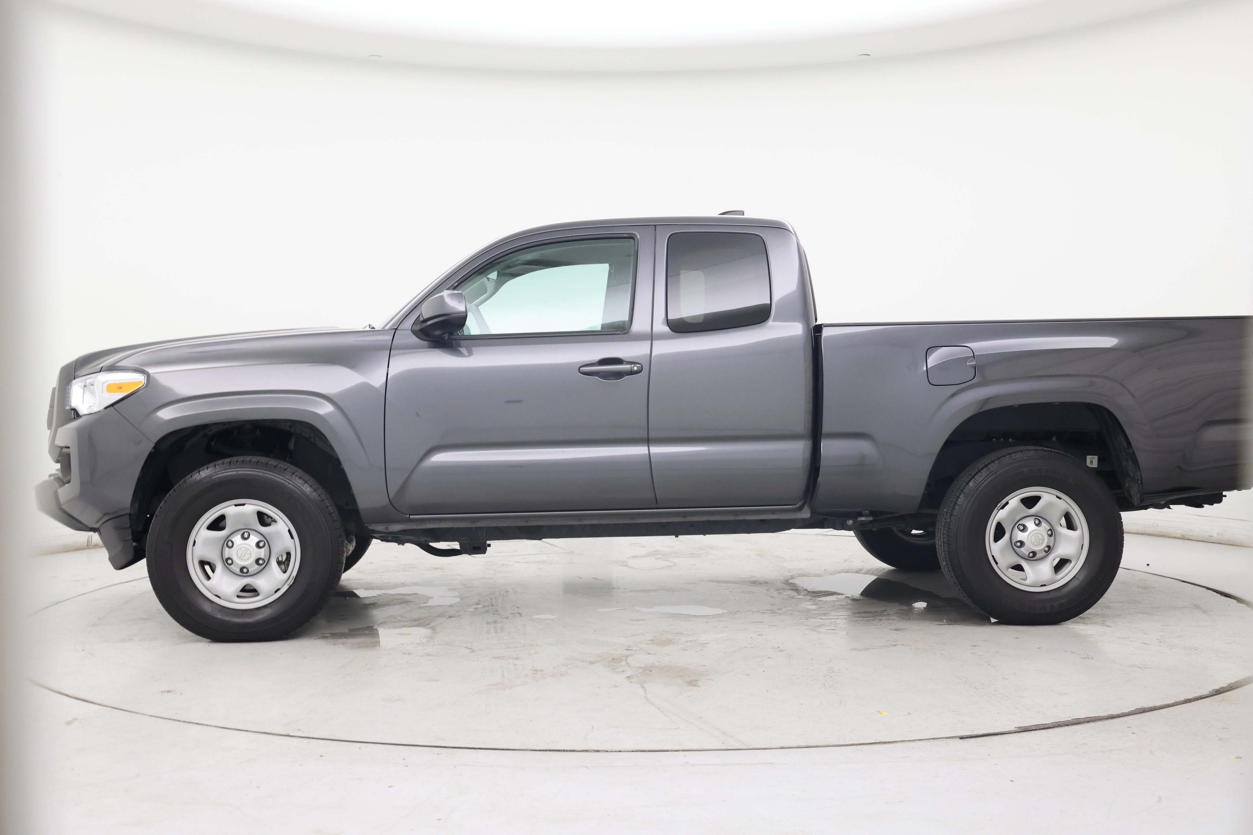 Thumbnail: 2023 Toyota Tacoma - 3