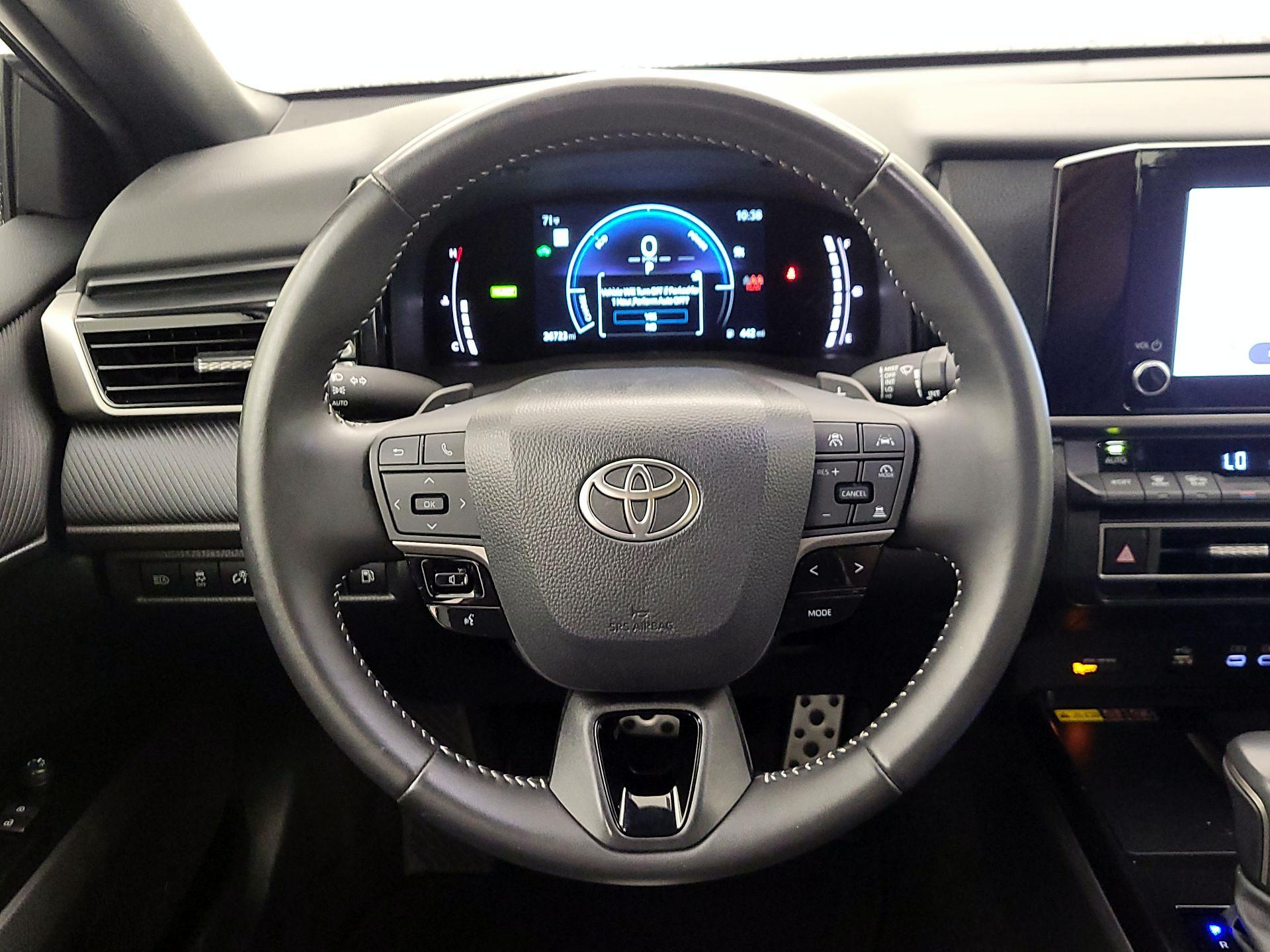 Thumbnail: 2025 Toyota Camry - 10