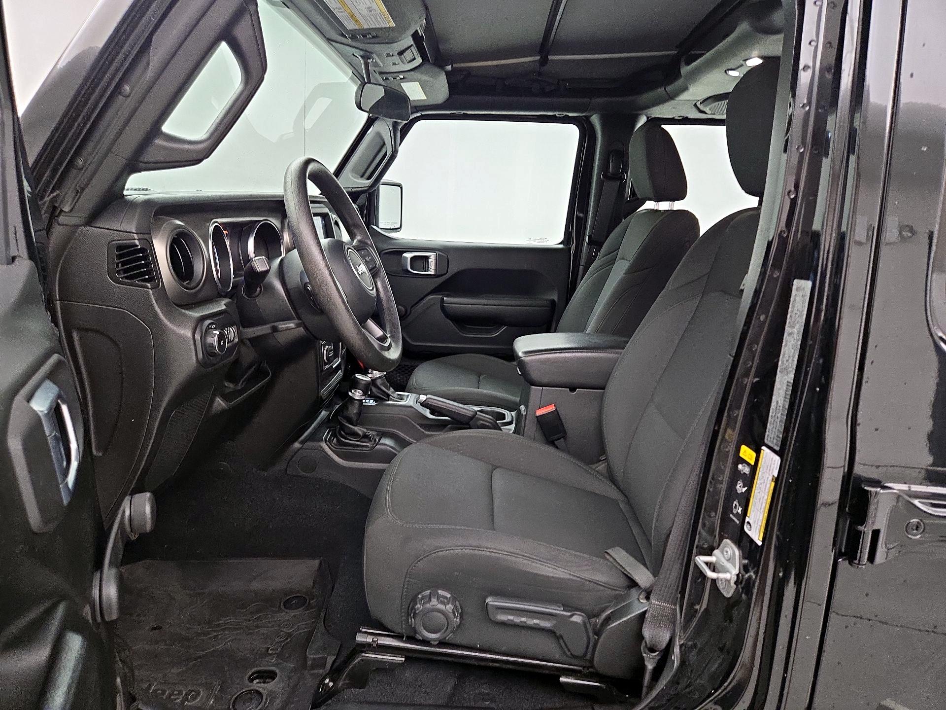 Thumbnail: 2022 Jeep Wrangler - 11