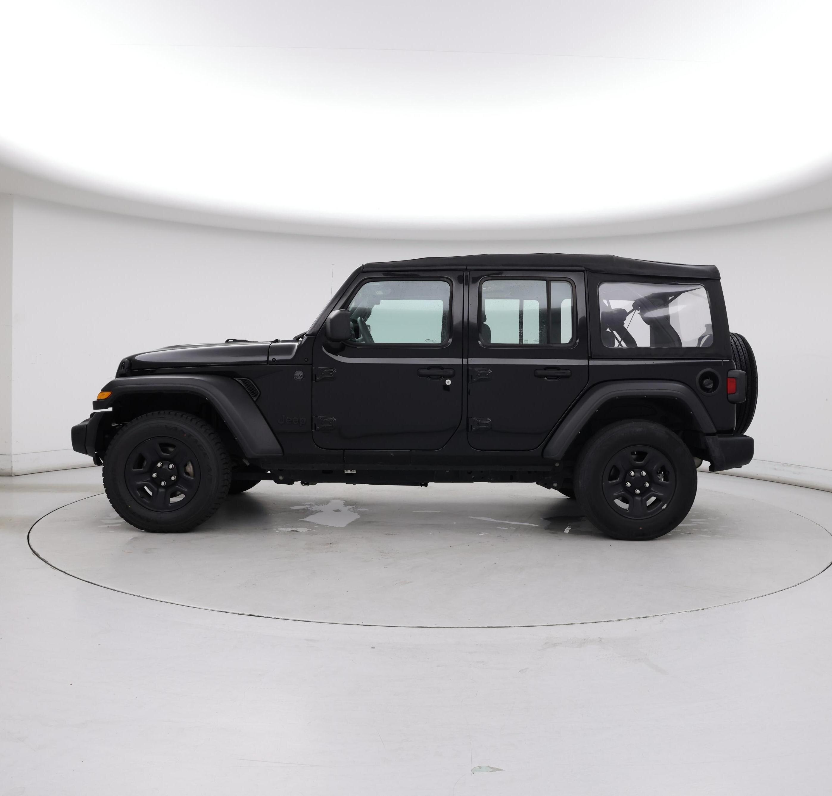 Thumbnail: 2022 Jeep Wrangler - 3