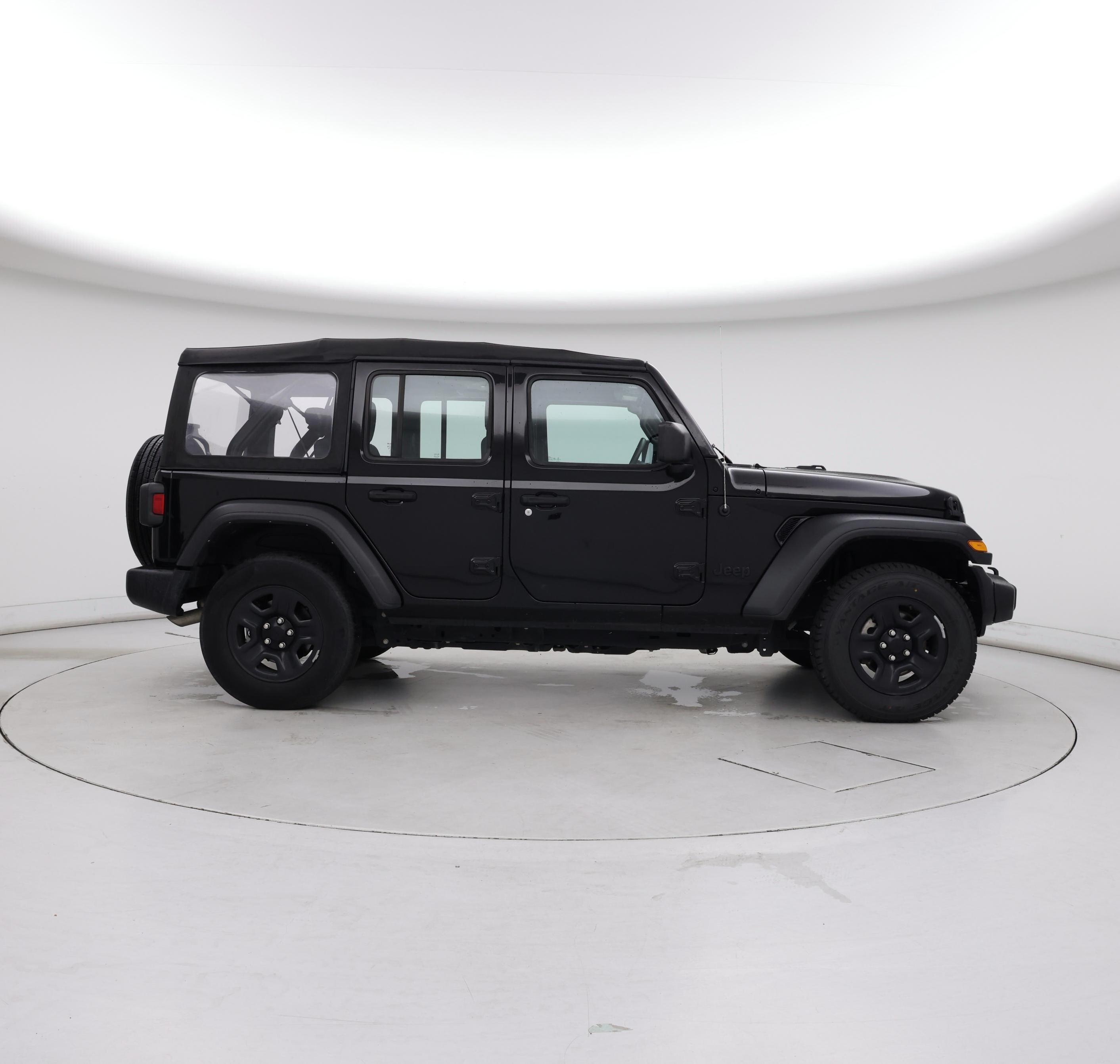 Thumbnail: 2022 Jeep Wrangler - 7