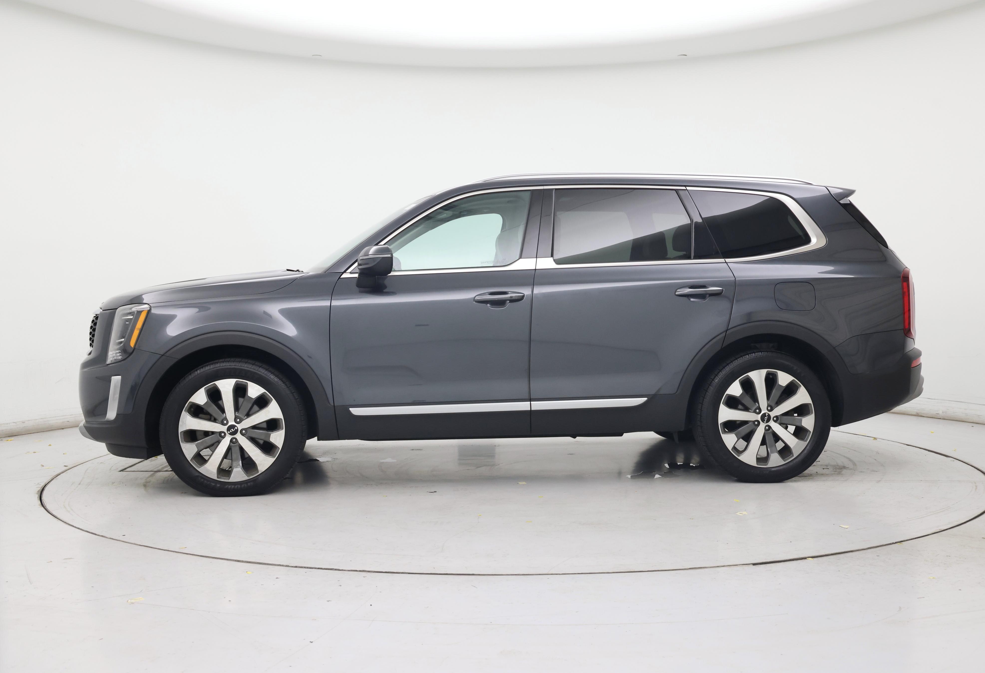 Thumbnail: 2022 Kia Telluride - 3