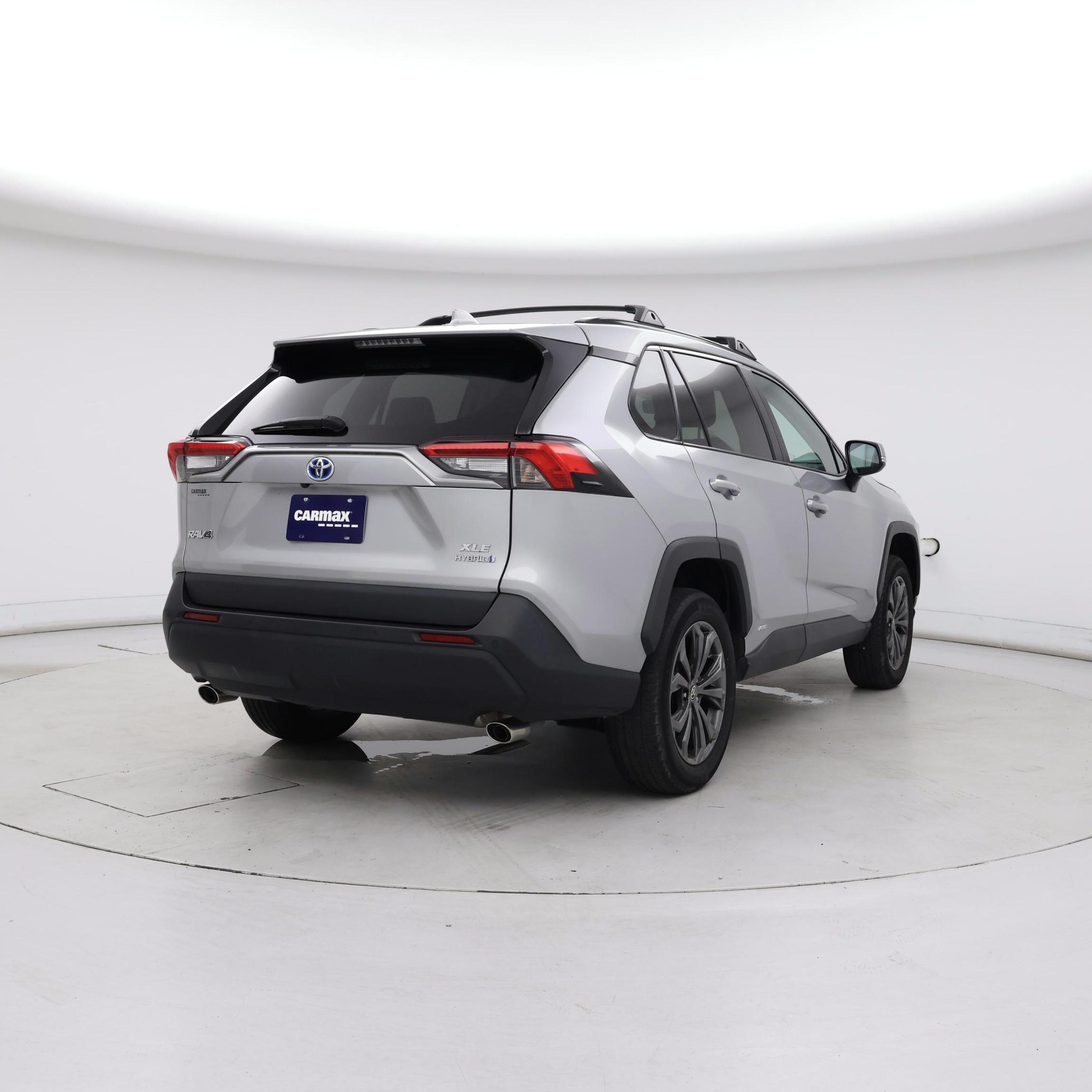 Thumbnail: 2022 Toyota RAV4 - 8