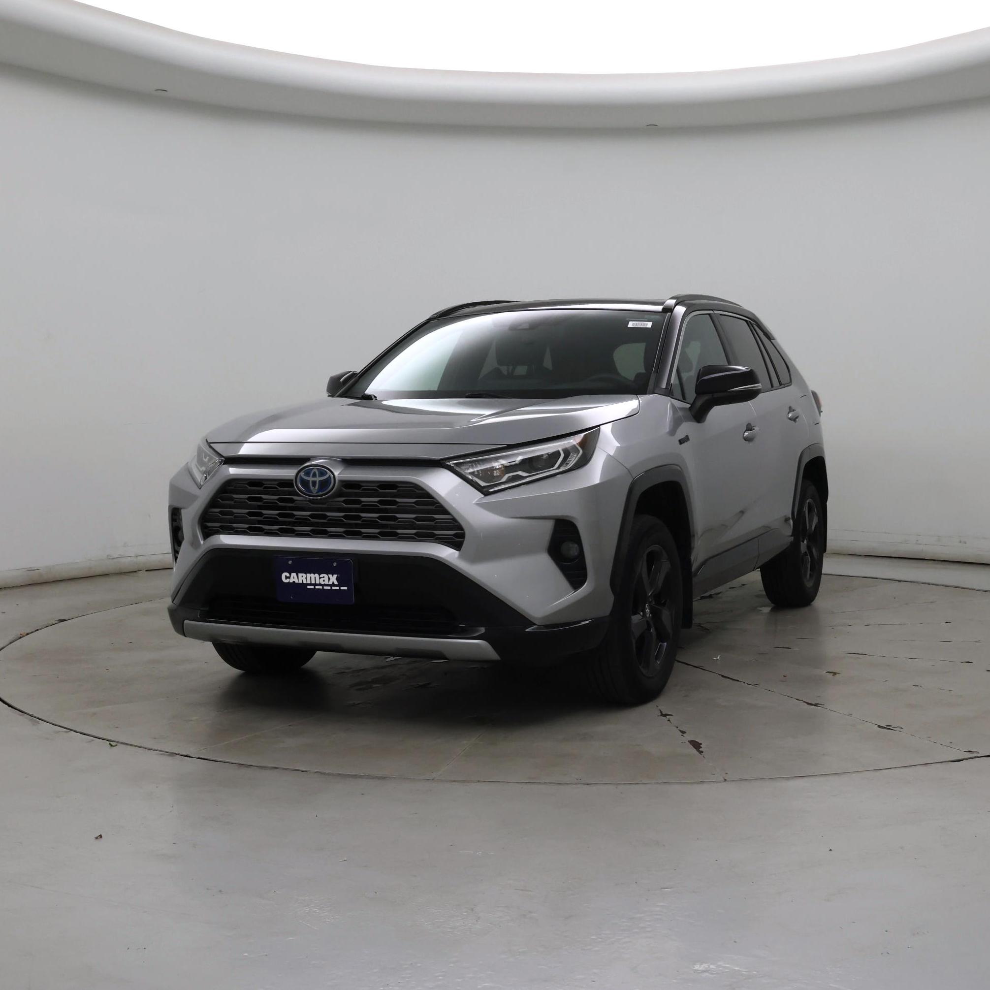 Thumbnail: 2021 Toyota RAV4 - 4
